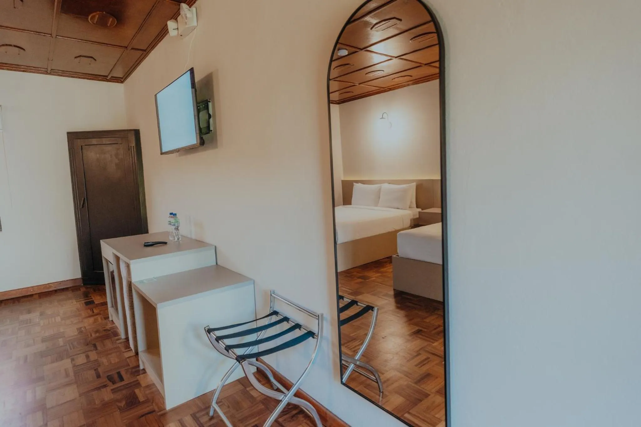 TV and multimedia, Bed in Hotel Boutique Rebequet