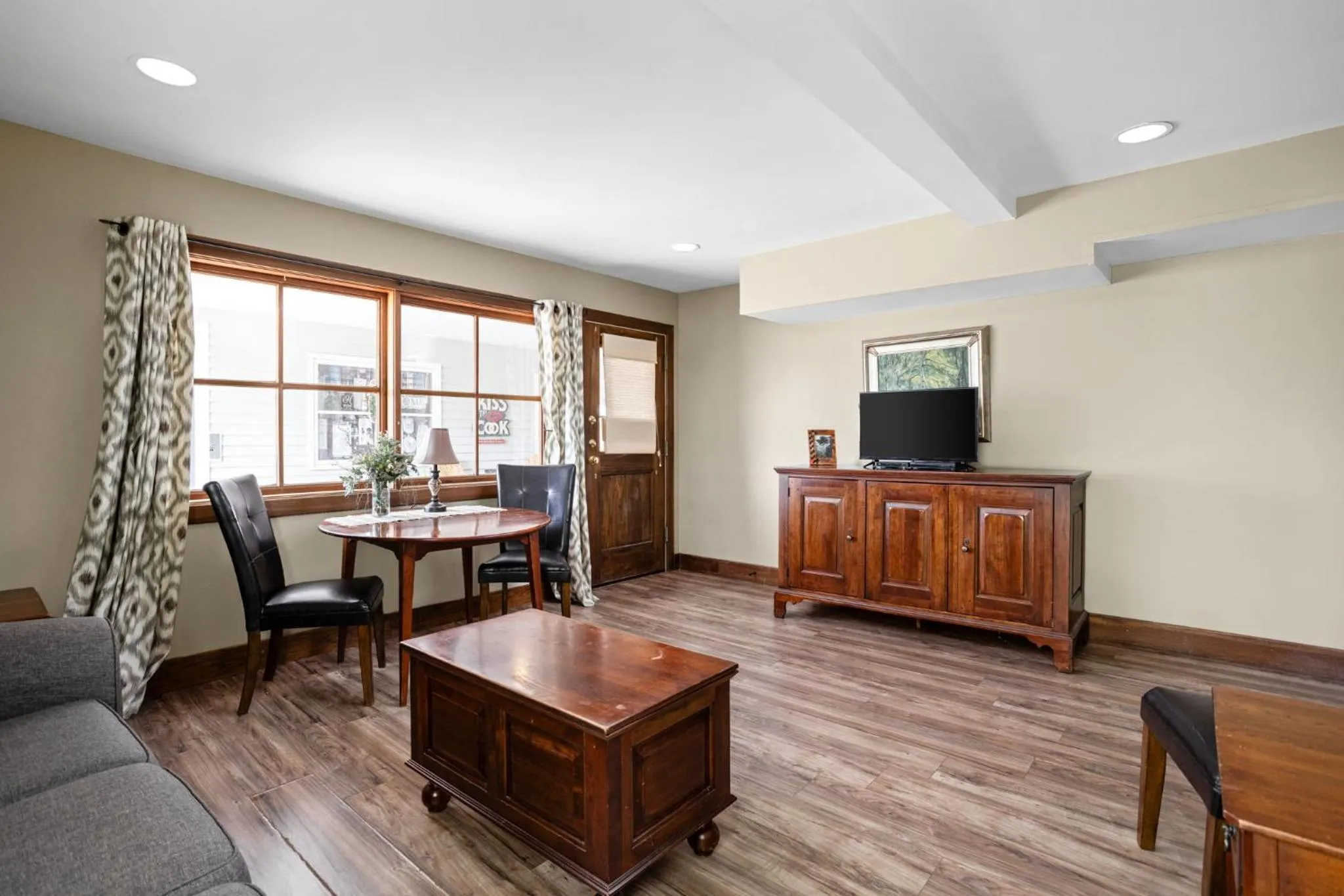 Living room in Artists Colony