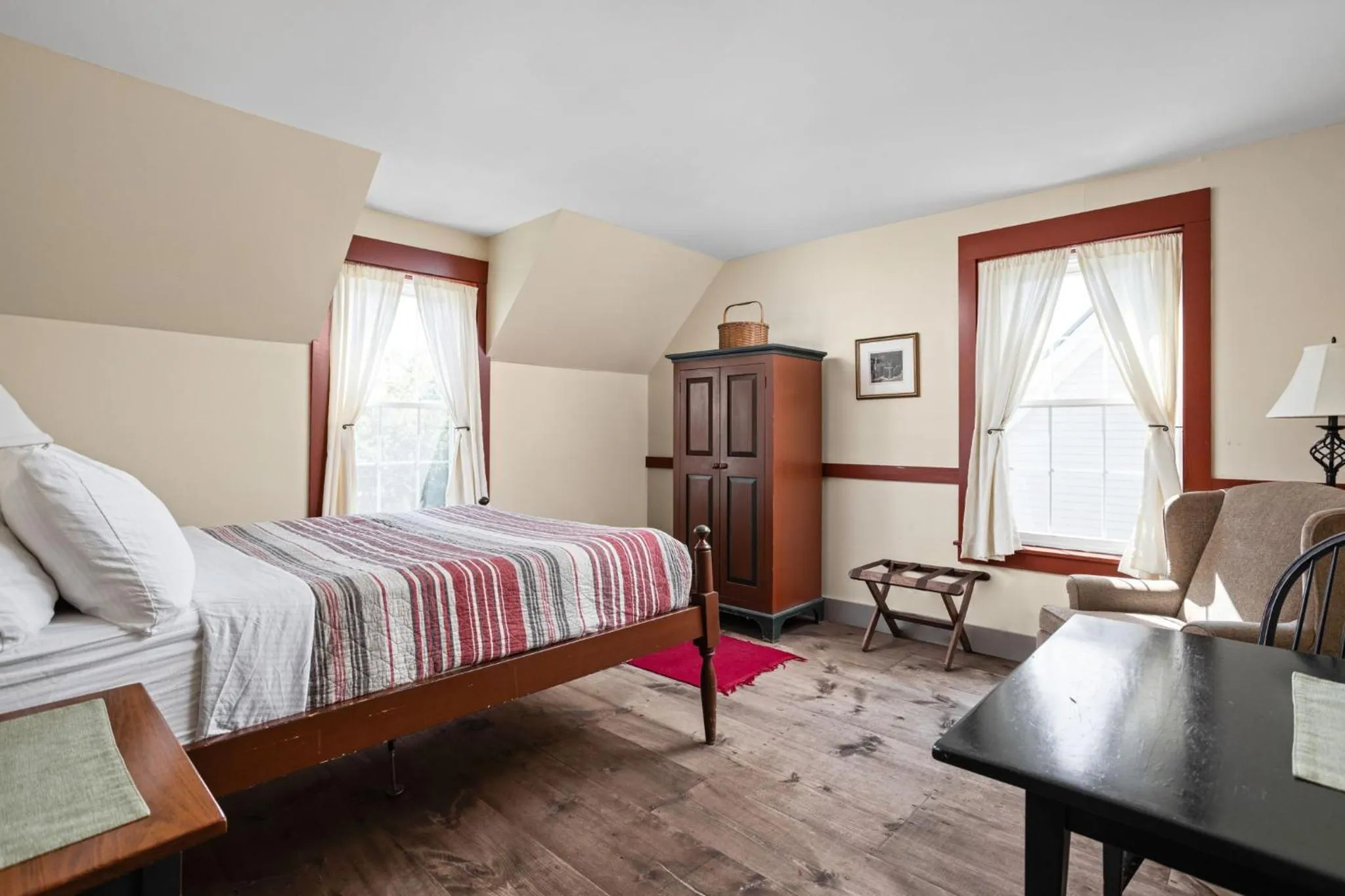 Bedroom, Bed in Artists Colony