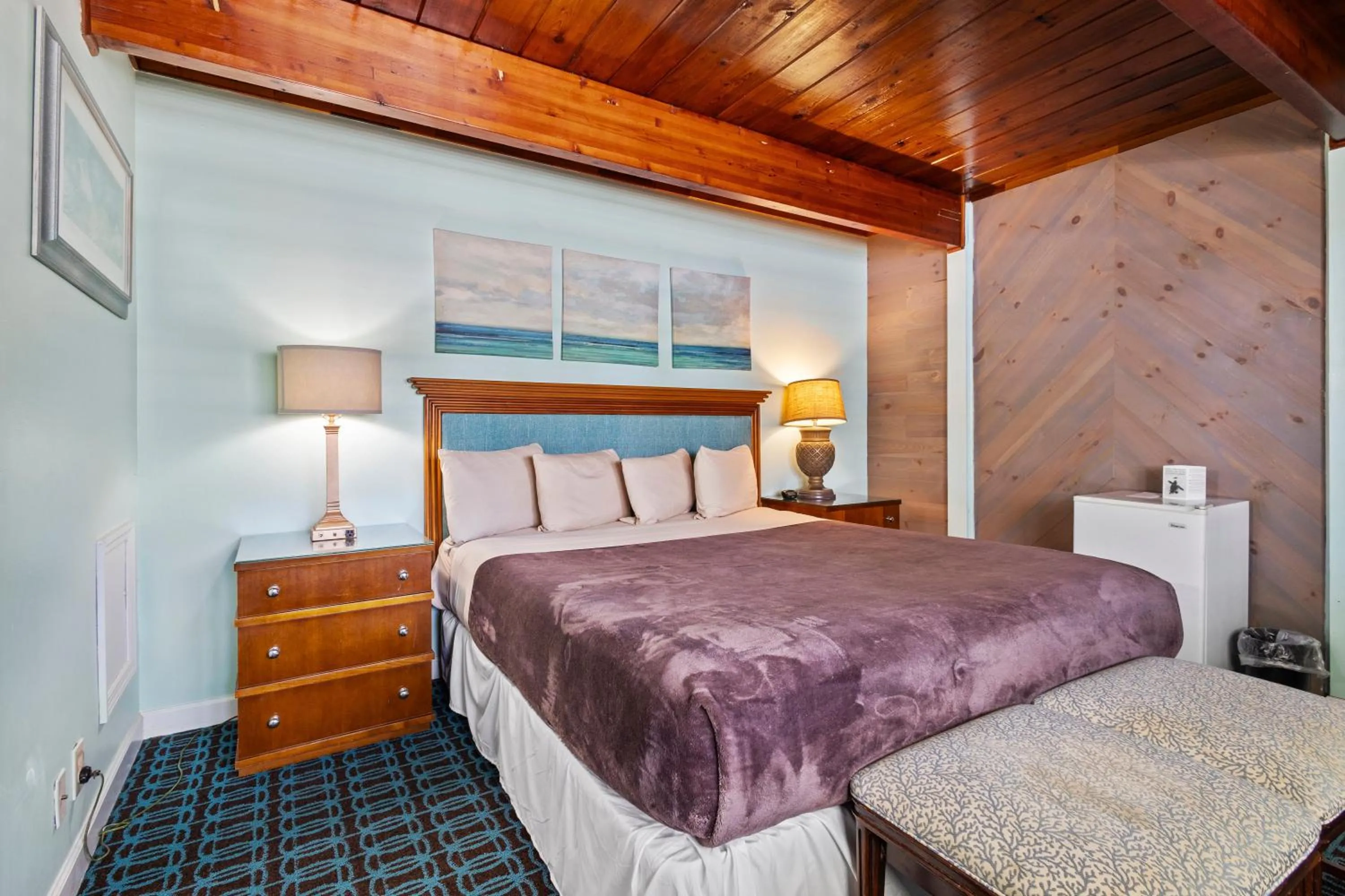 Oceanfront Inn, Inlet View, King Bed, #9