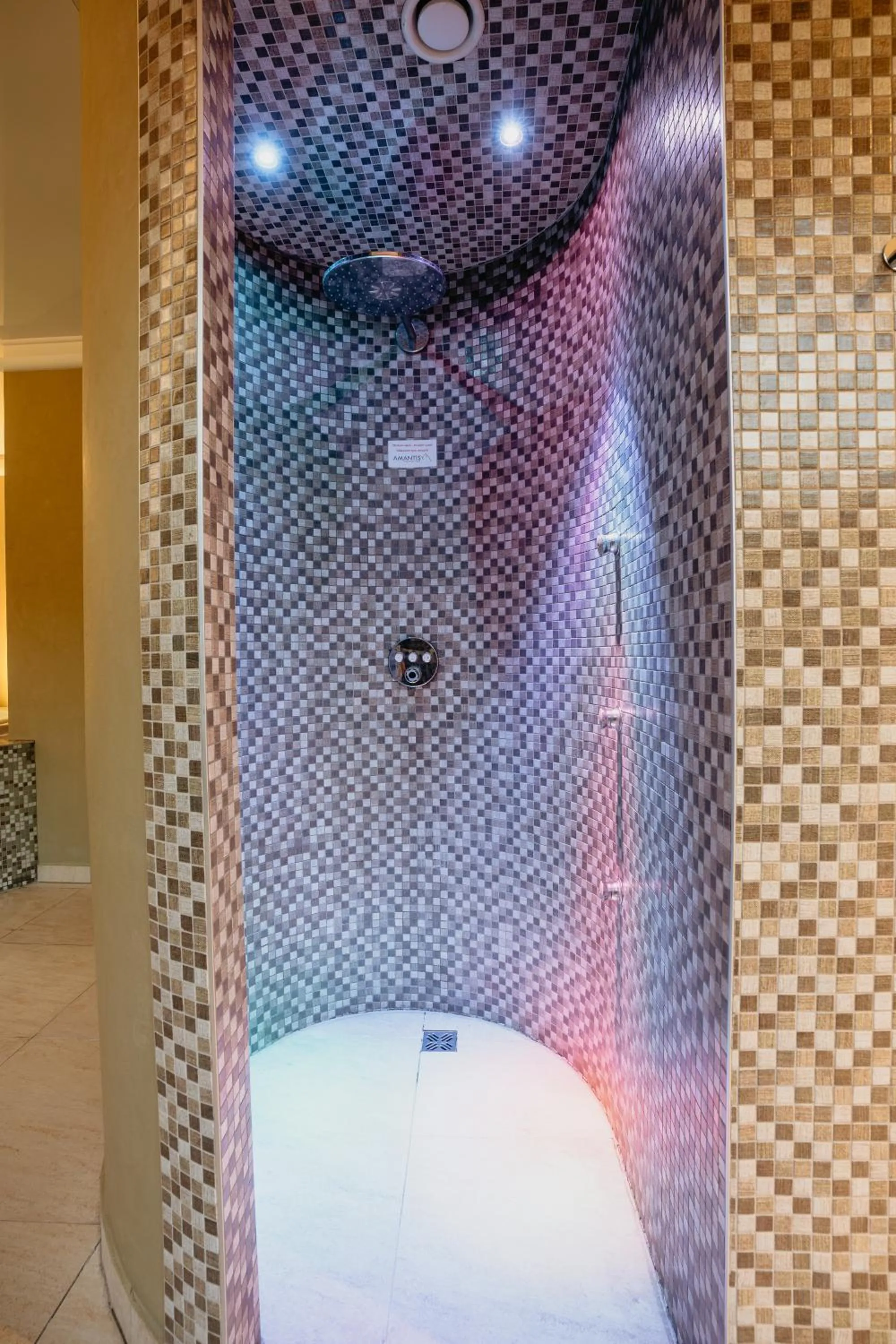 Shower in Amantis Vital Sport Hotel