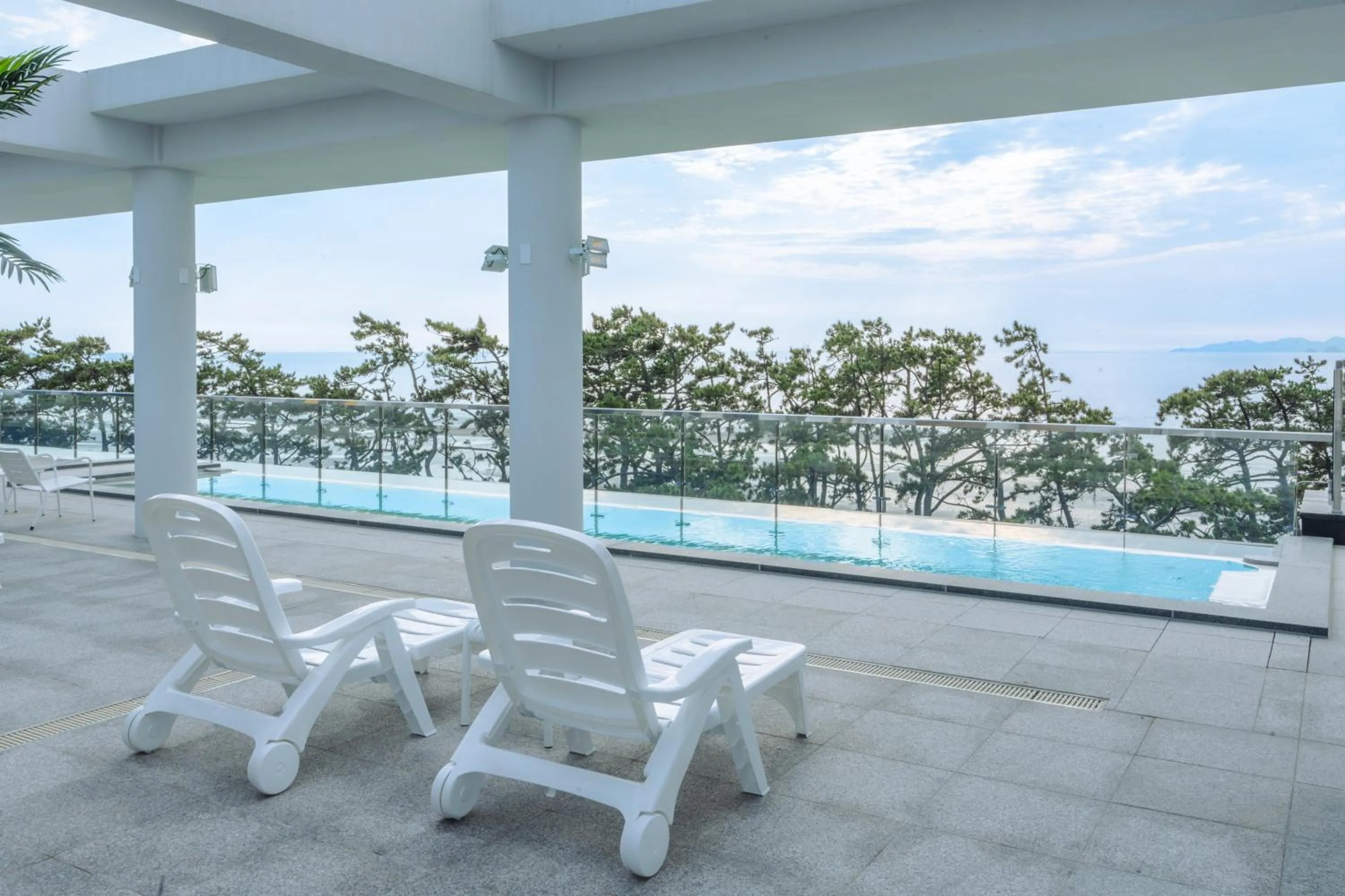 Pool view in Dongho Beach Hotel