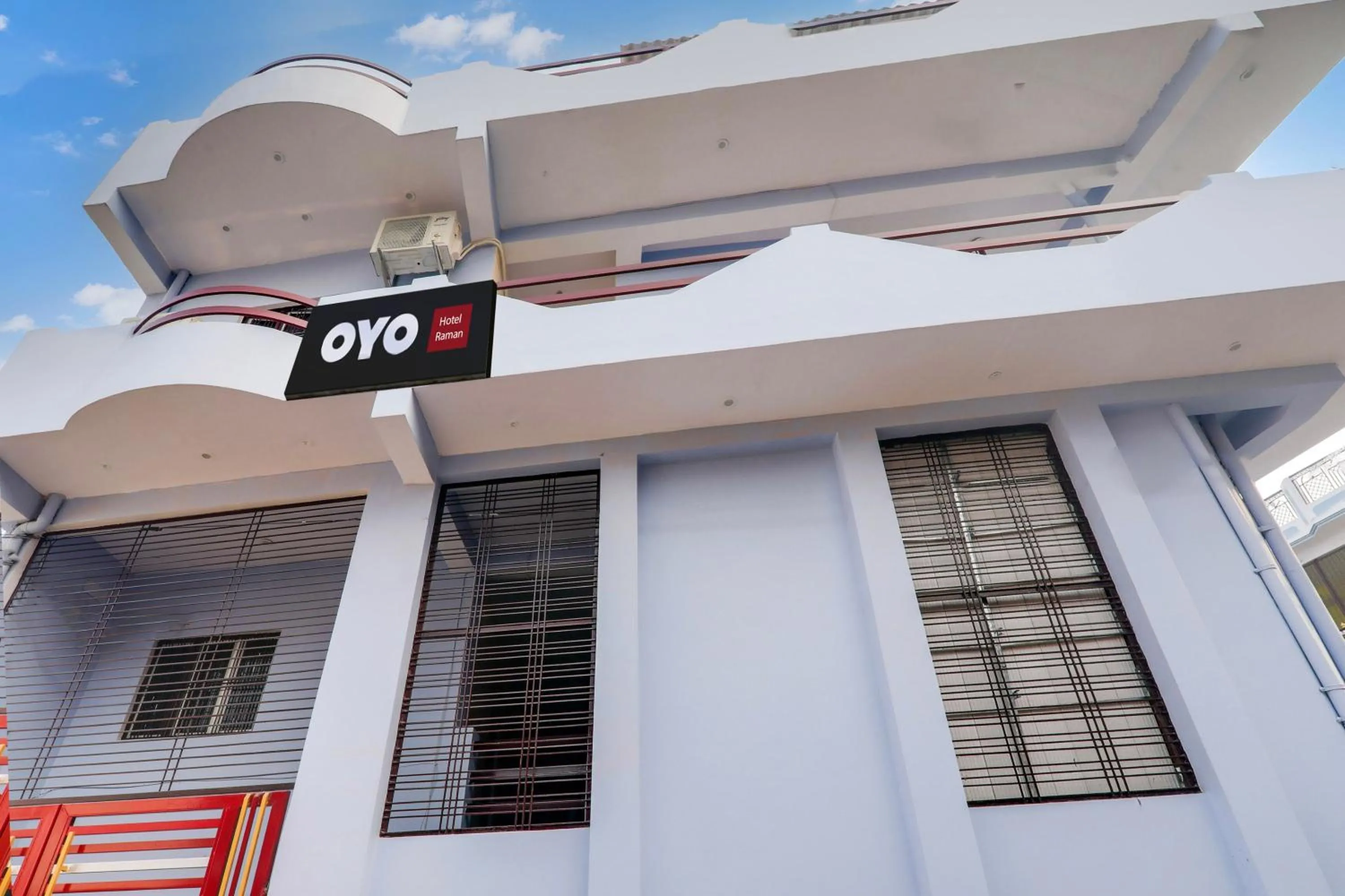 Facade/entrance in Hotel O Ramam