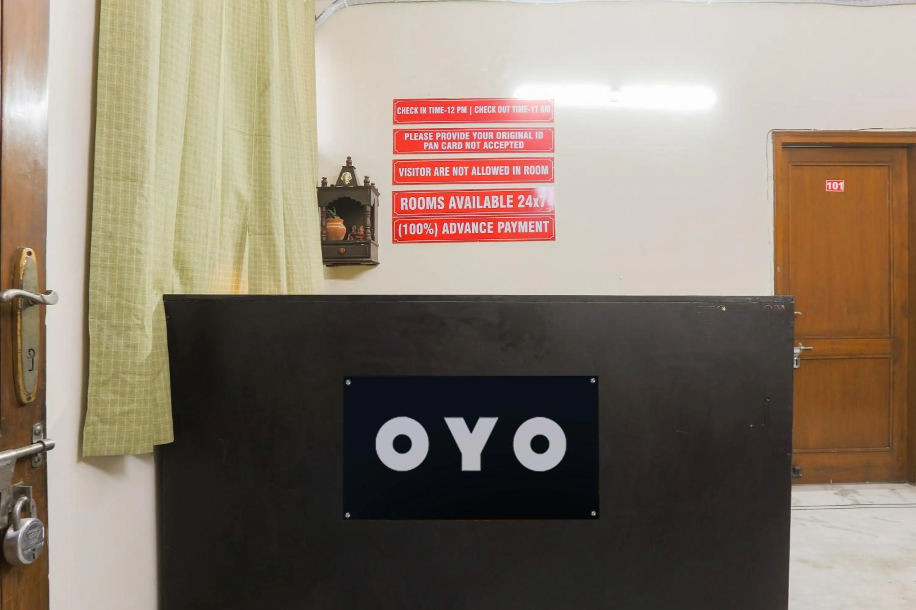 Lobby or reception in Hotel O JPS DC RESIDENCY