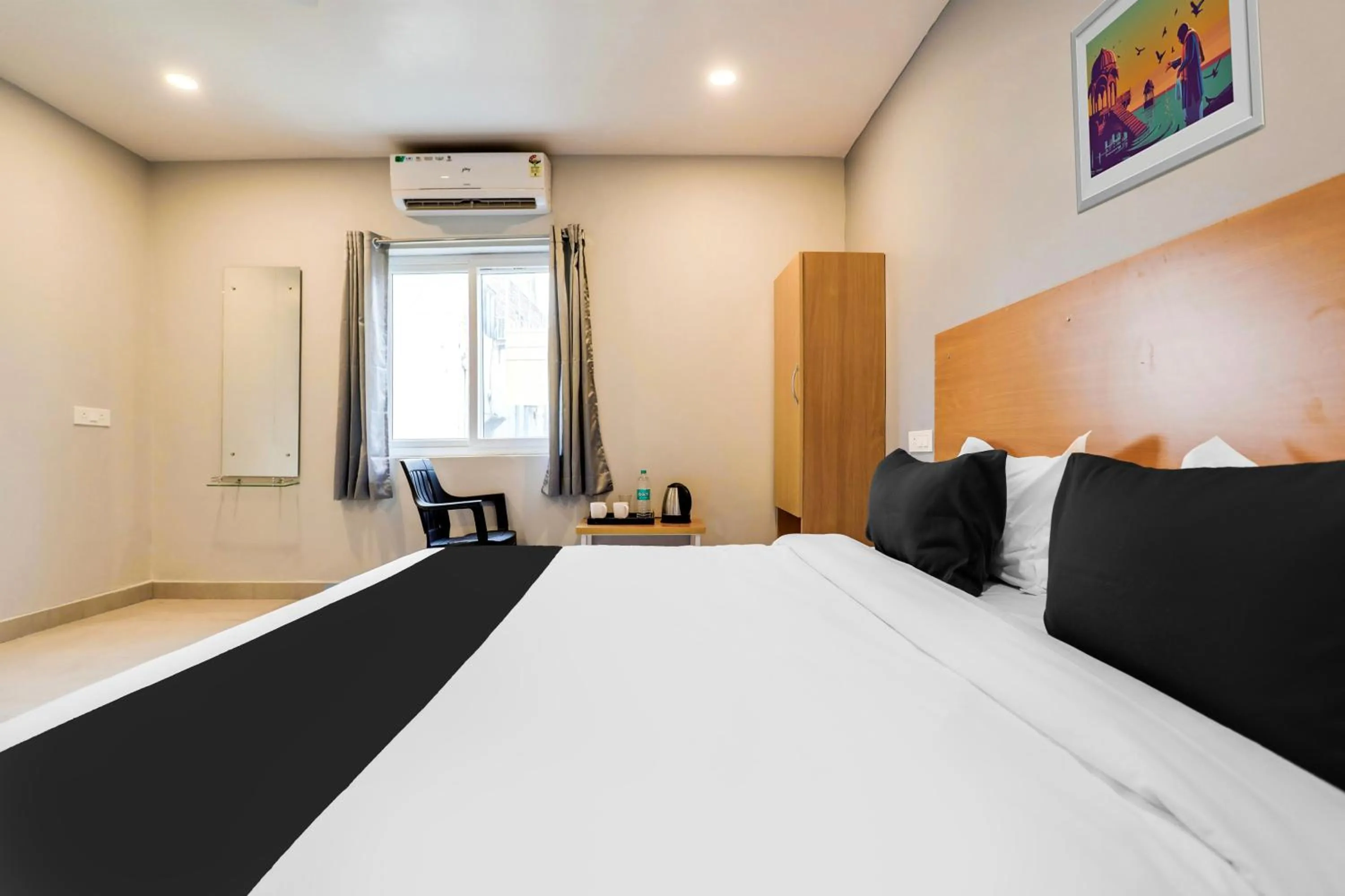 Bedroom, Bed in Super Collection O RBS ECIL