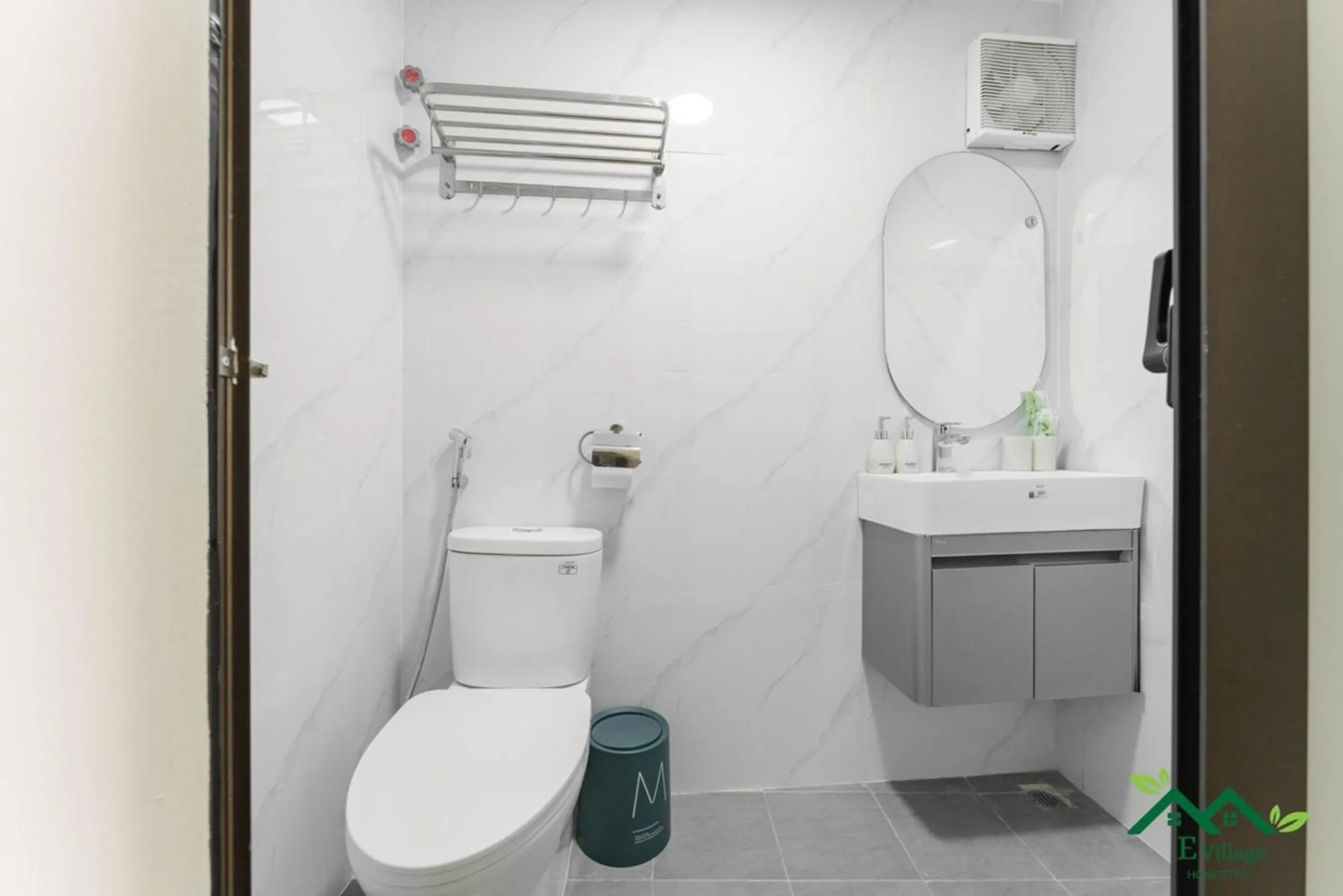 Toilet in E Village Hotel Hanoi