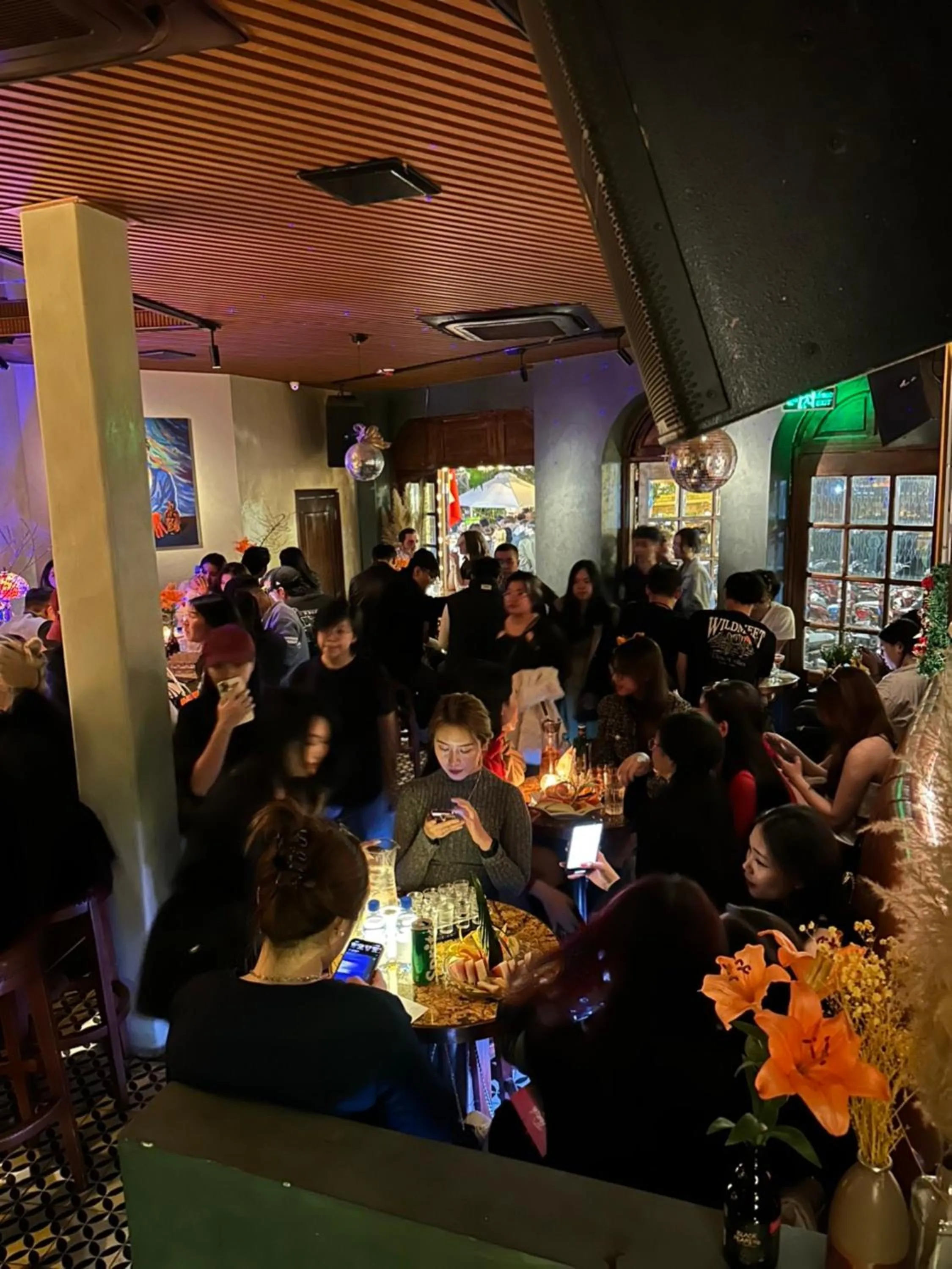 Restaurant/places to eat in E Village Hotel Hanoi