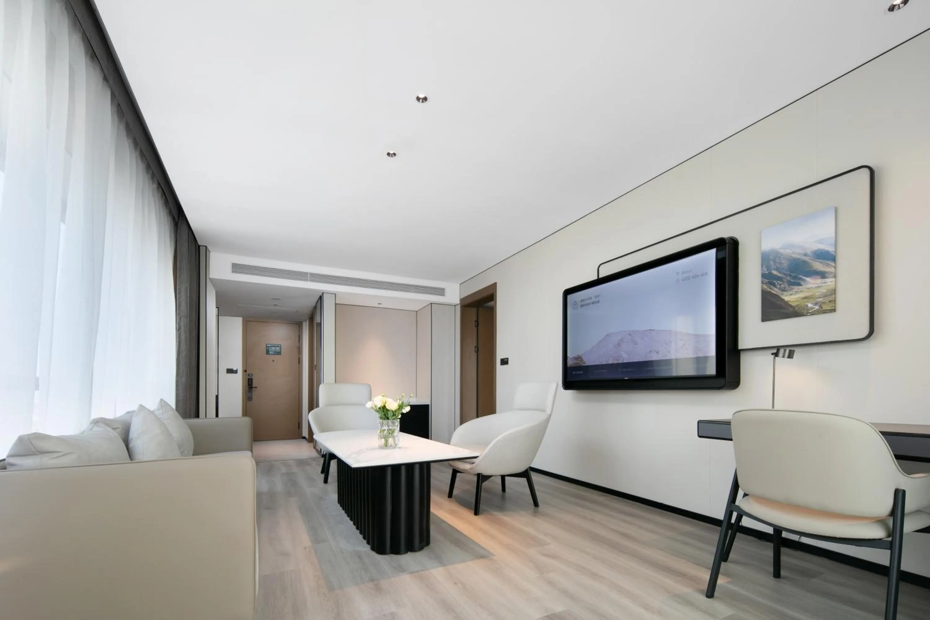 Seating area in Atour Hotel Shanghai Baoshan Shangda Road