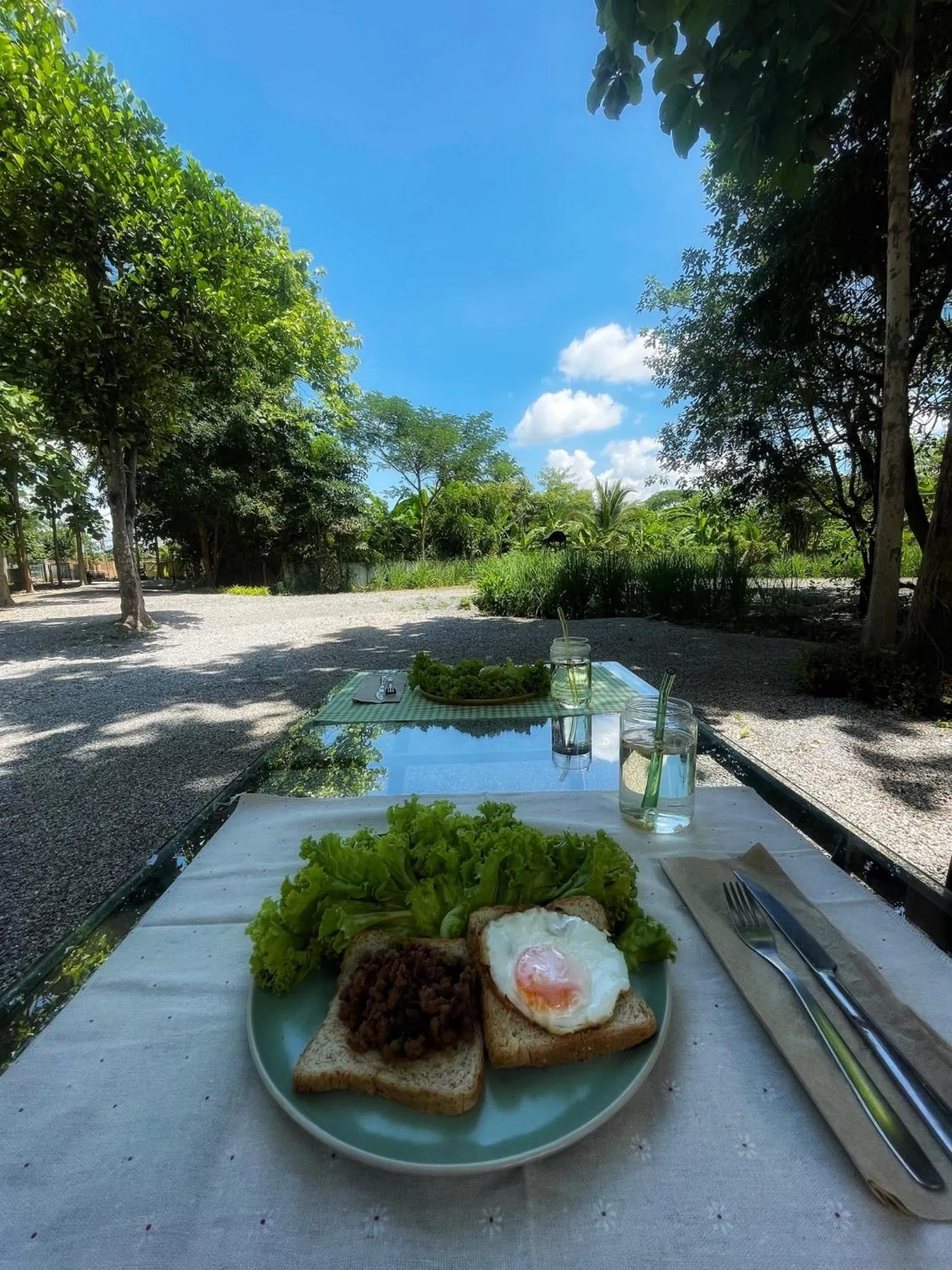 Waste Land Homestay & Resort Chiangmai