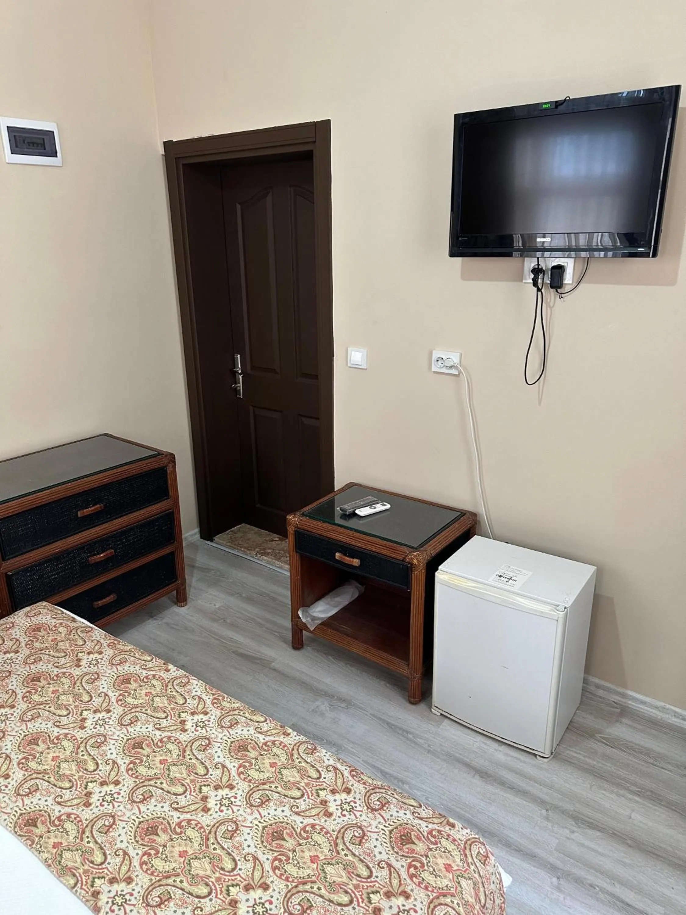 Bed in Loost Town Inn Hotel