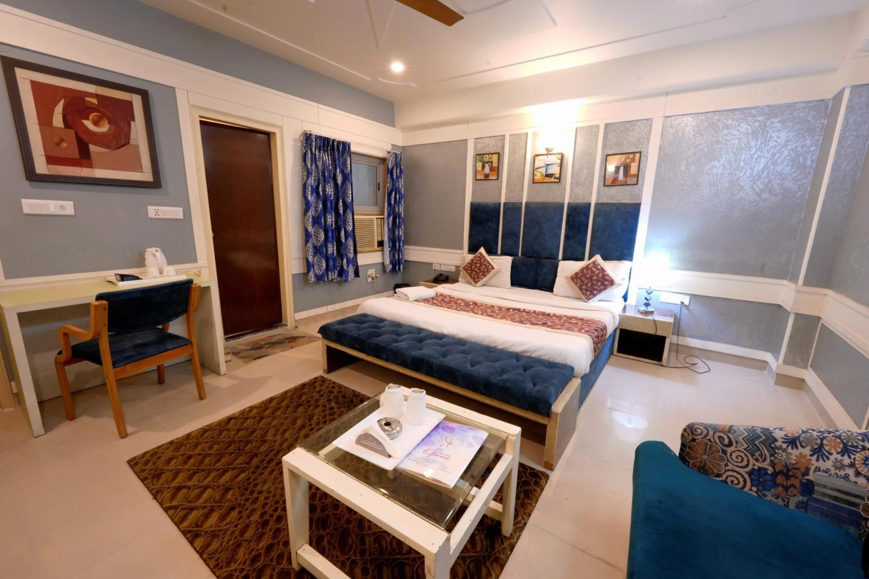 Bed in Hotel Opera Mahipalpur- Delhi Airport