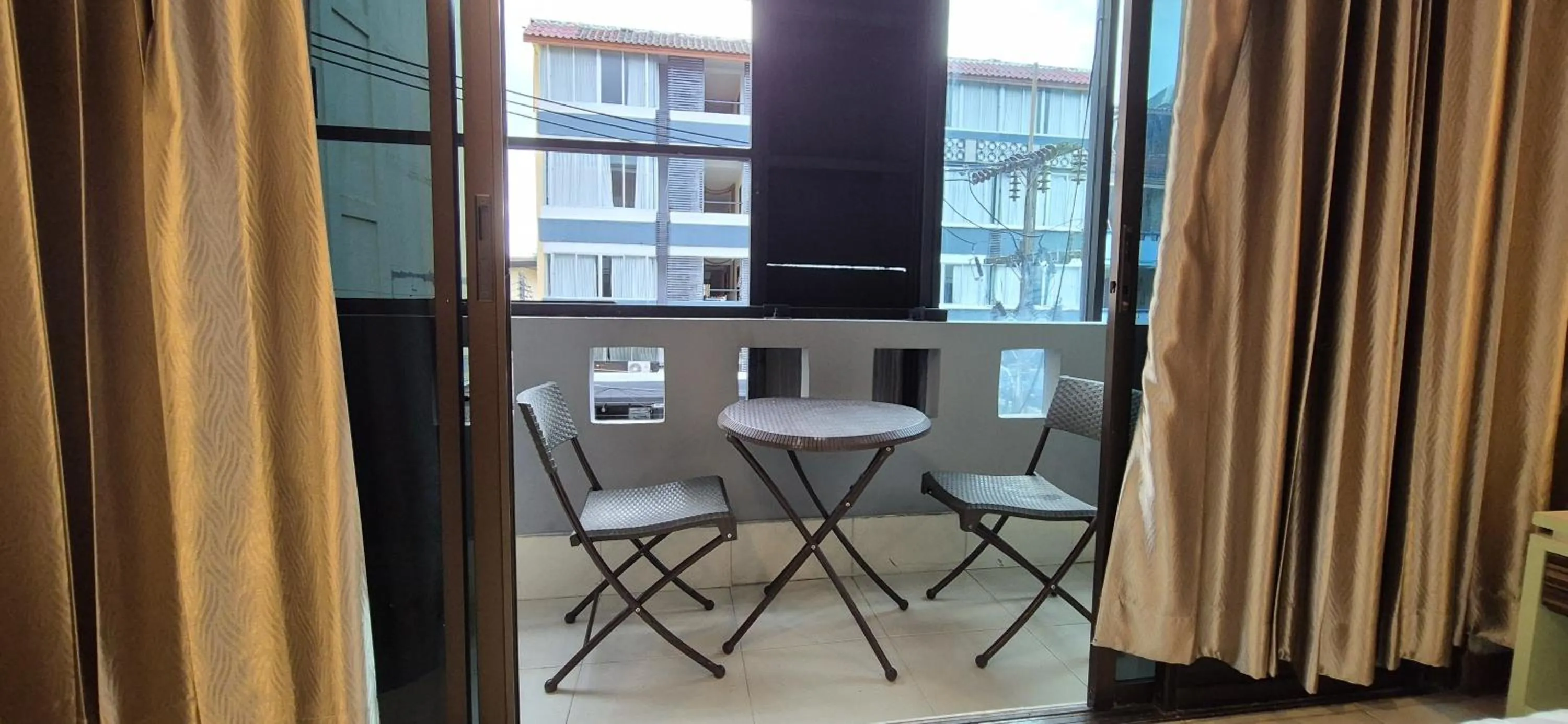 Balcony/Terrace in Patong Max Value Hotel