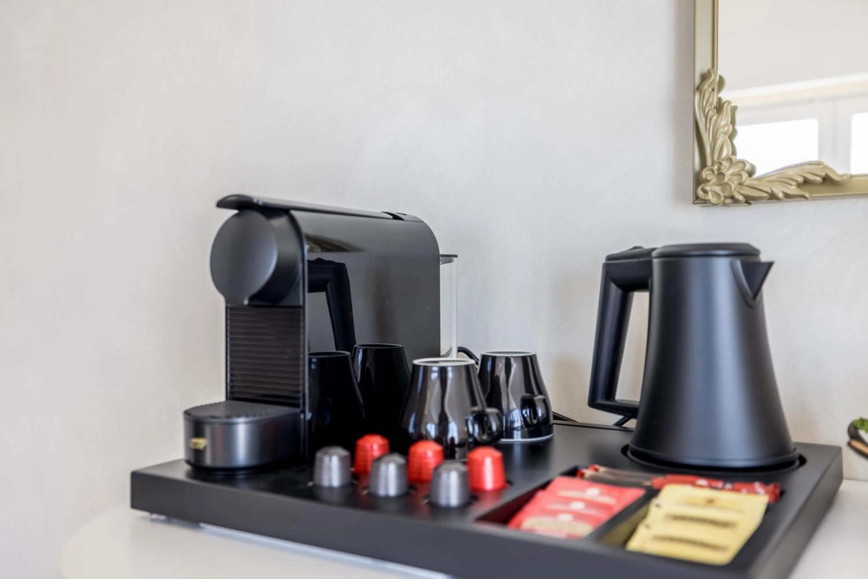 Coffee/tea facilities in Hotel Aria