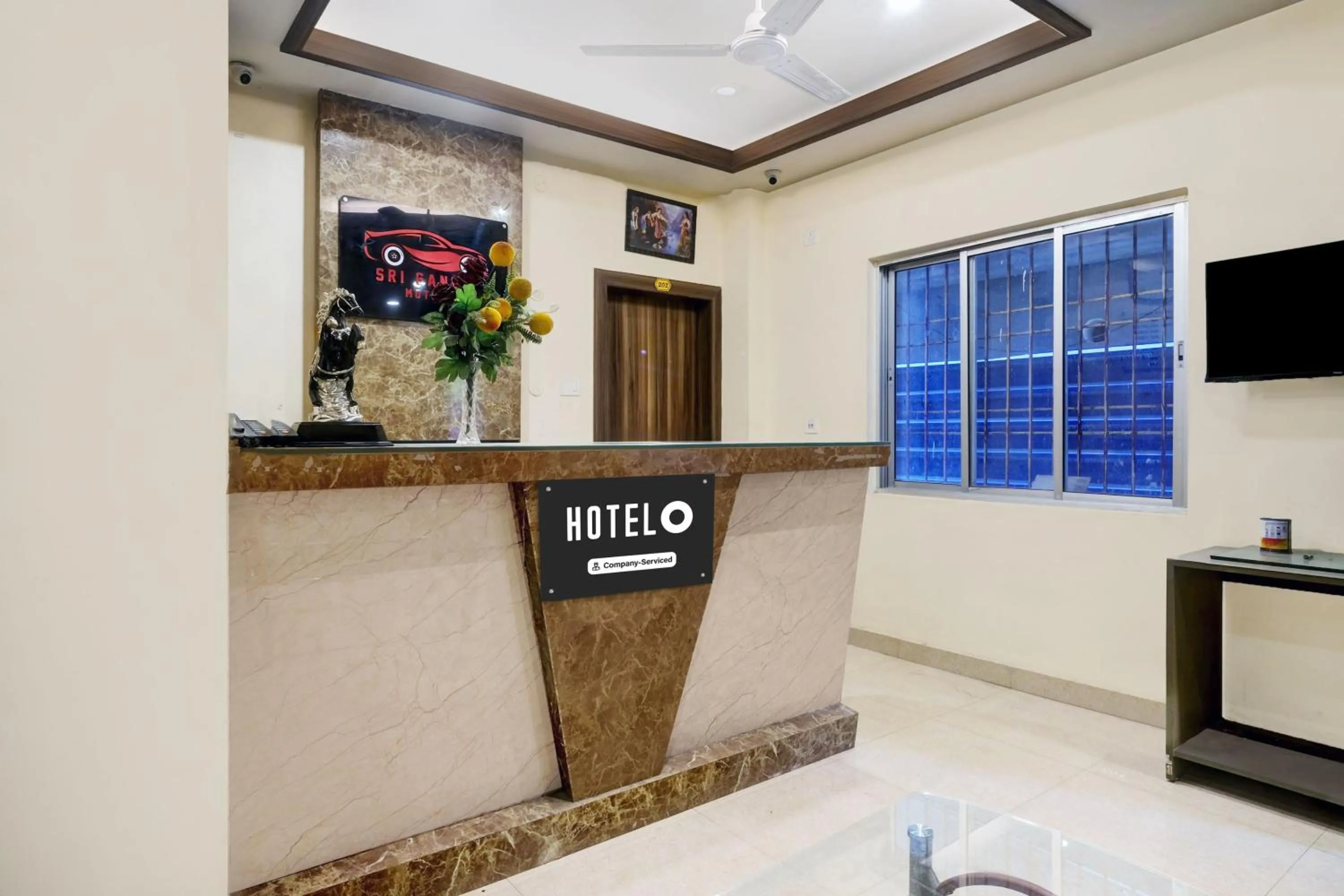 Lobby or reception in Super Hotel O Lalganesh formerly Royal Avenue