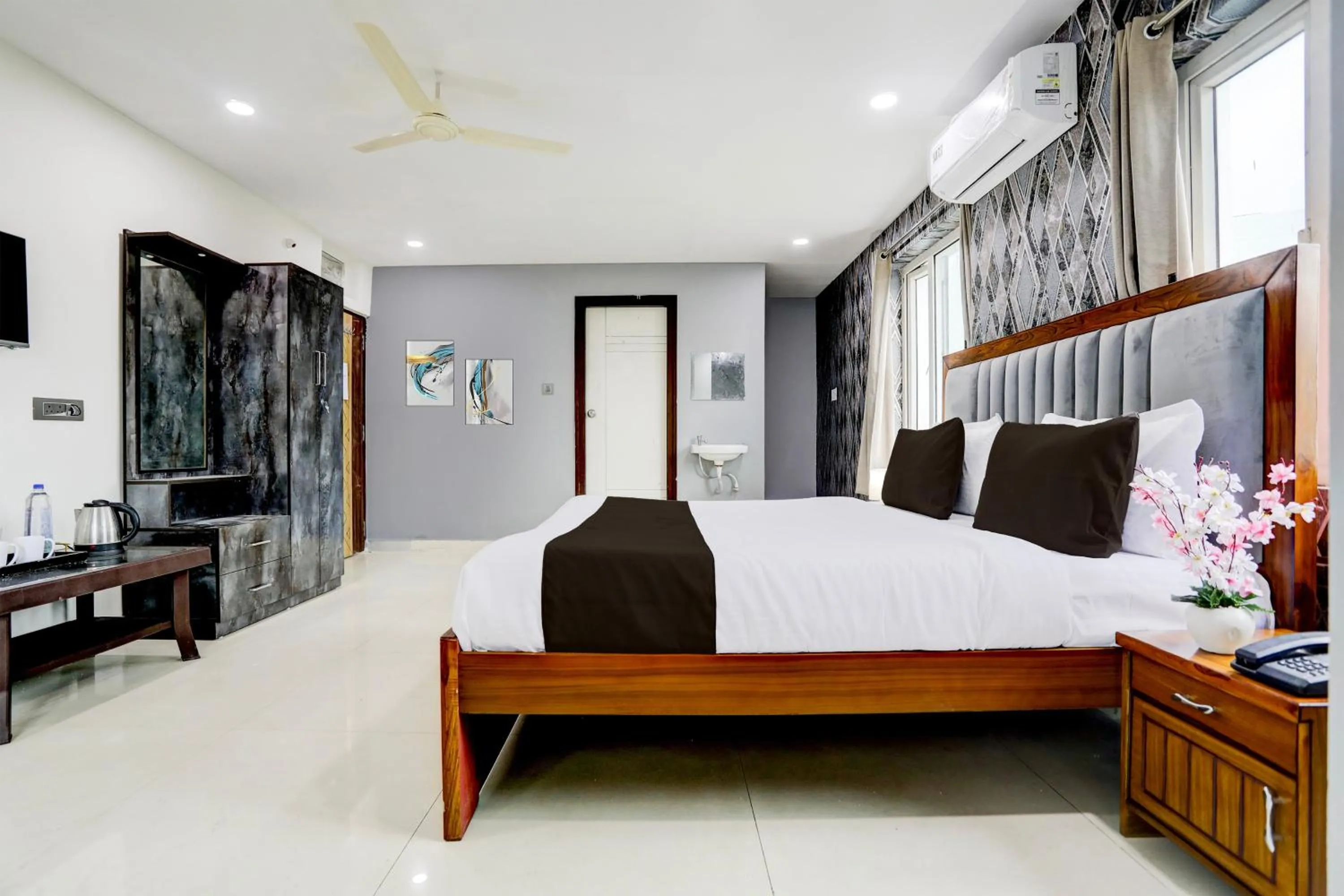 Bedroom, Bed in Townhouse VIP Hills Hitech City