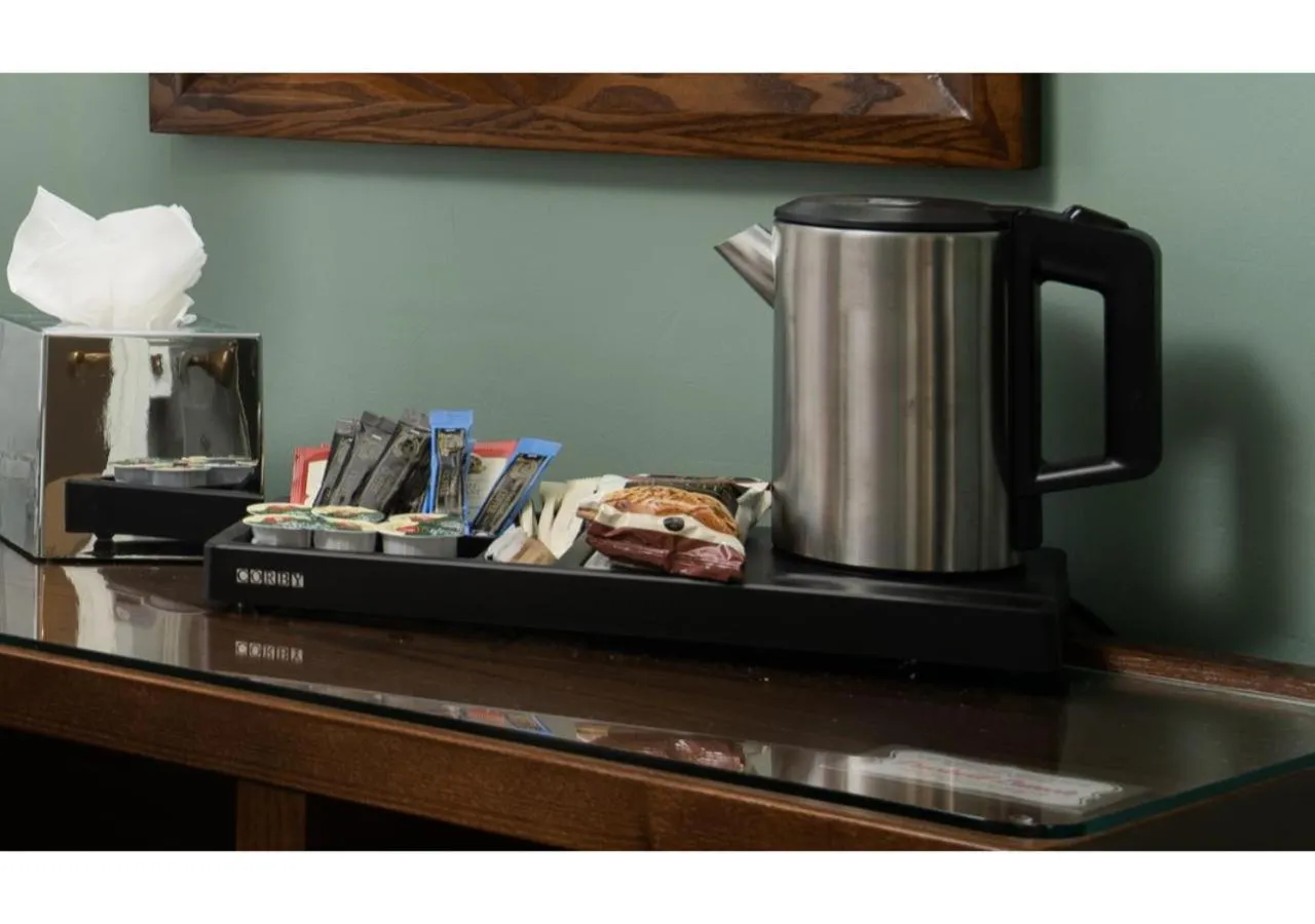 Coffee/tea facilities in Windermere Rooms at The Wateredge Inn