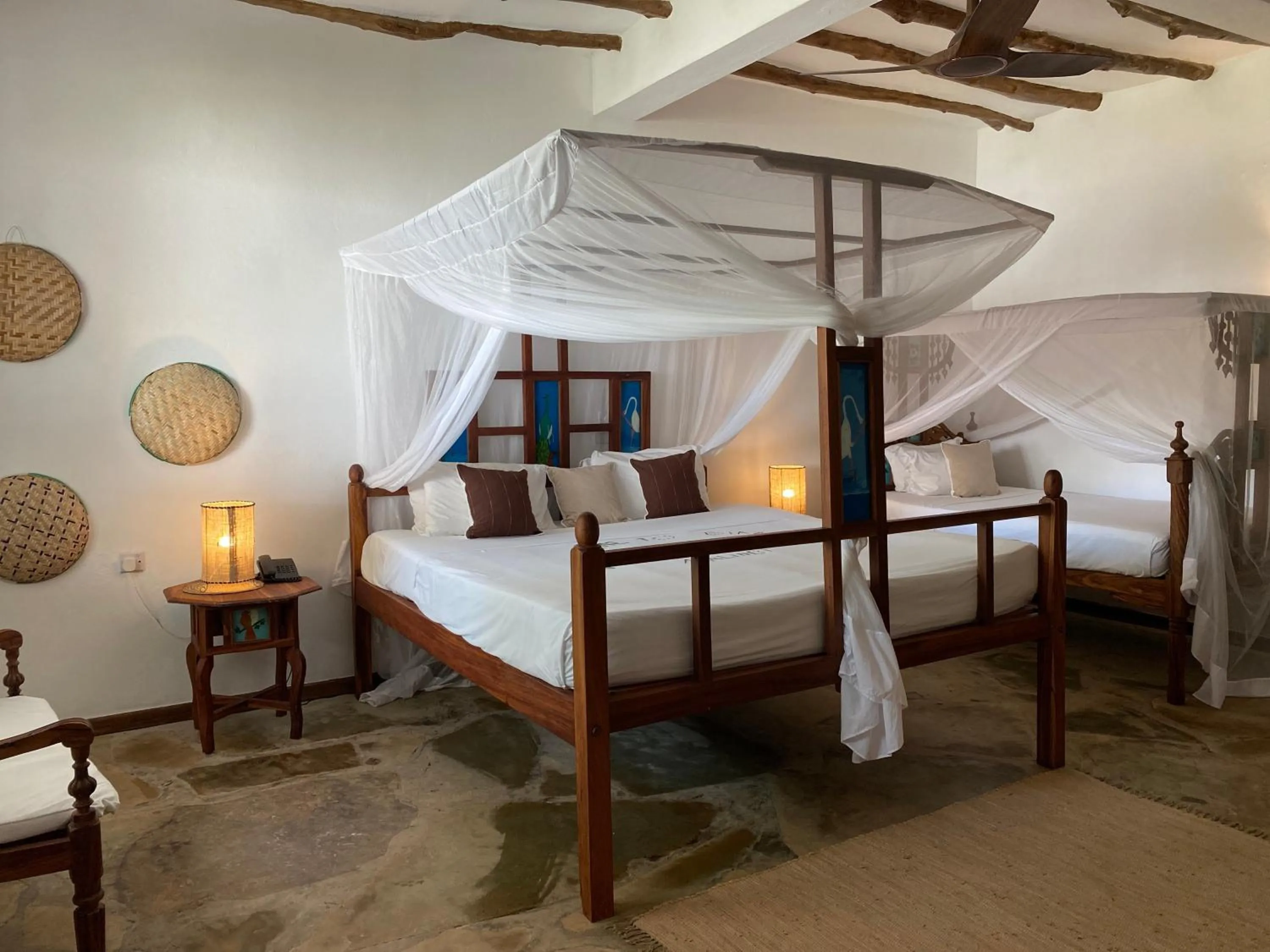 Bed in Diamonds Malindi