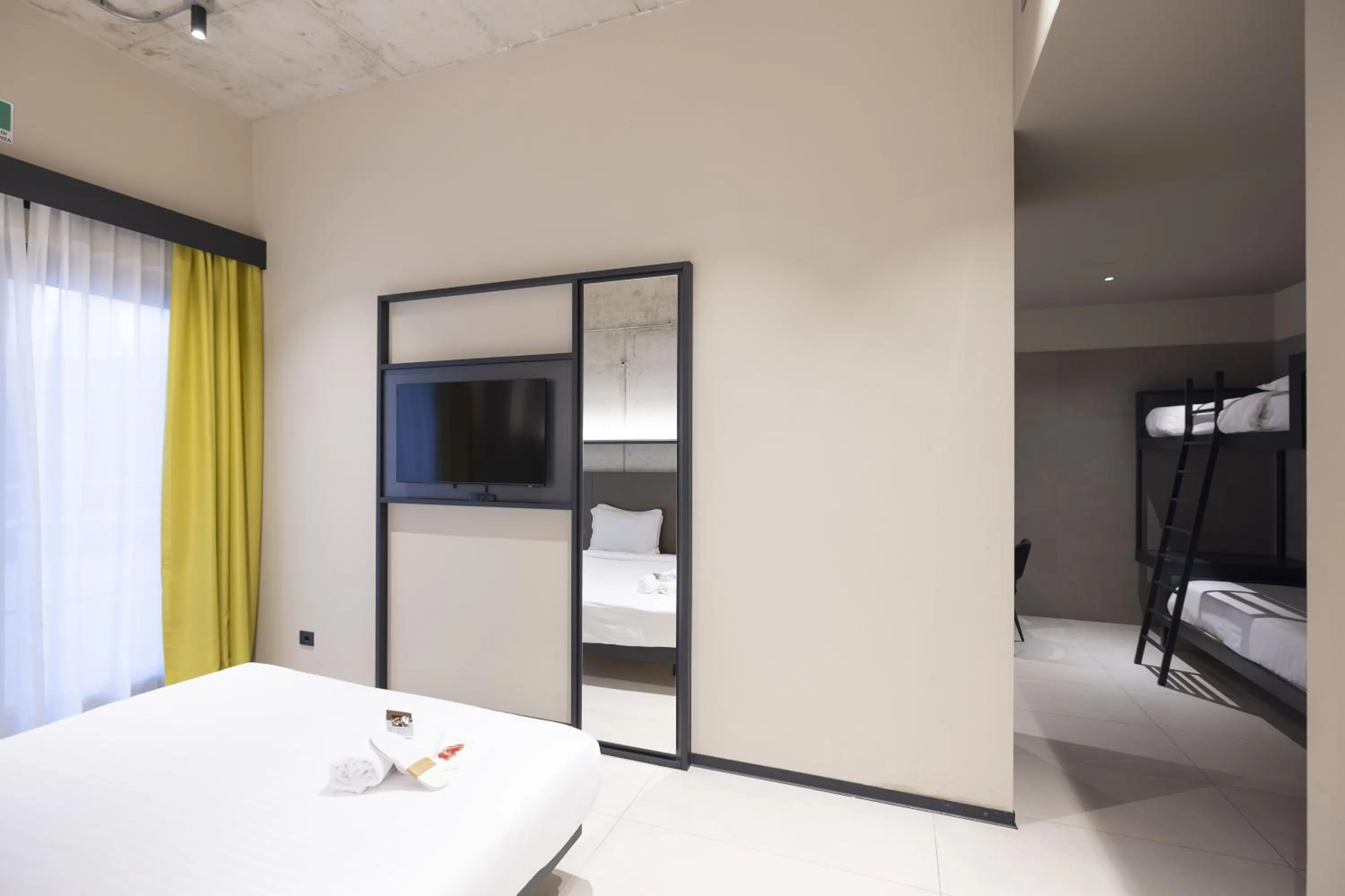 Bedroom, Bed in Joy 124 Hotel Milano