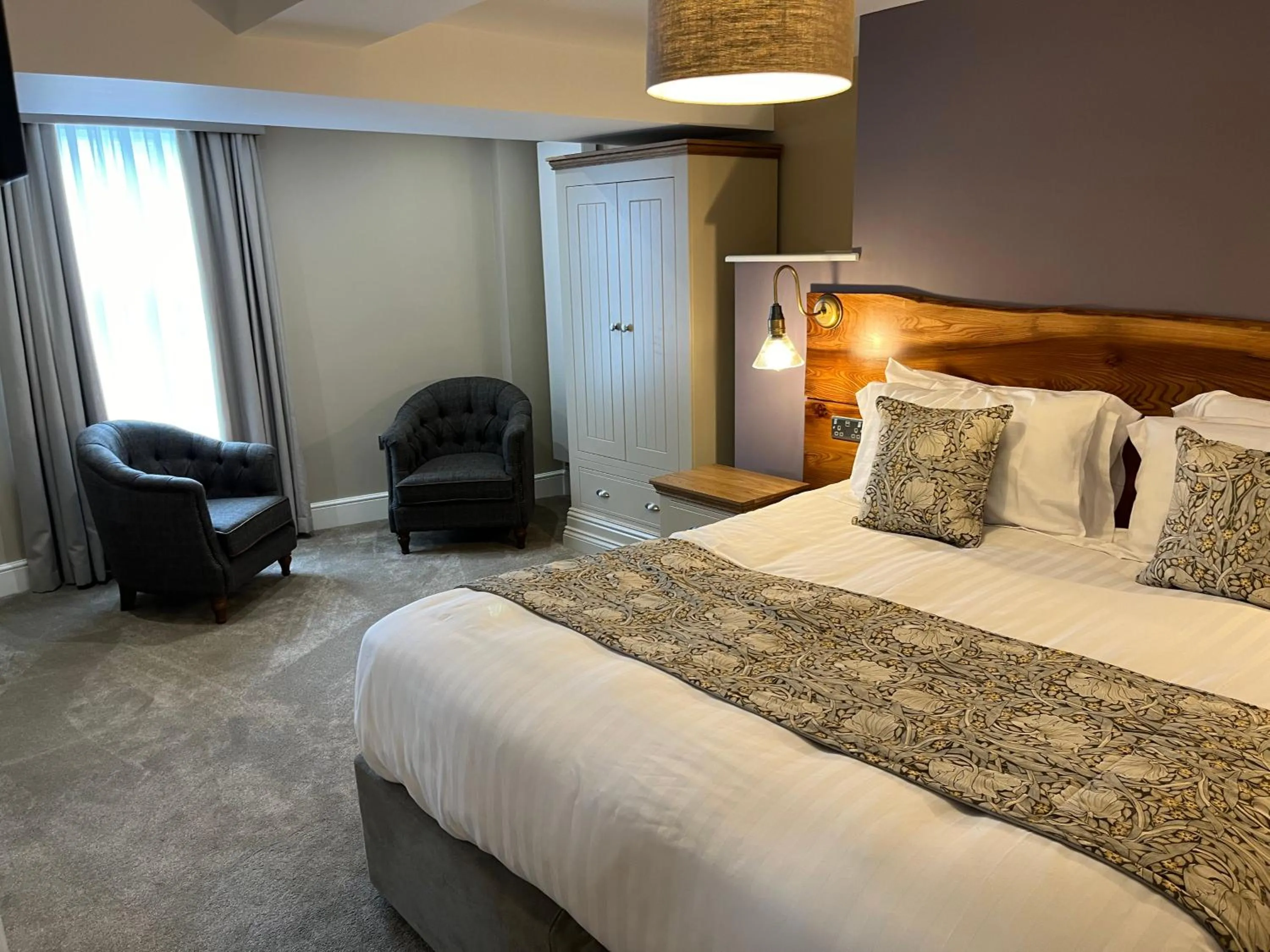 Bedroom, Bed in The Castle Coaching Inn