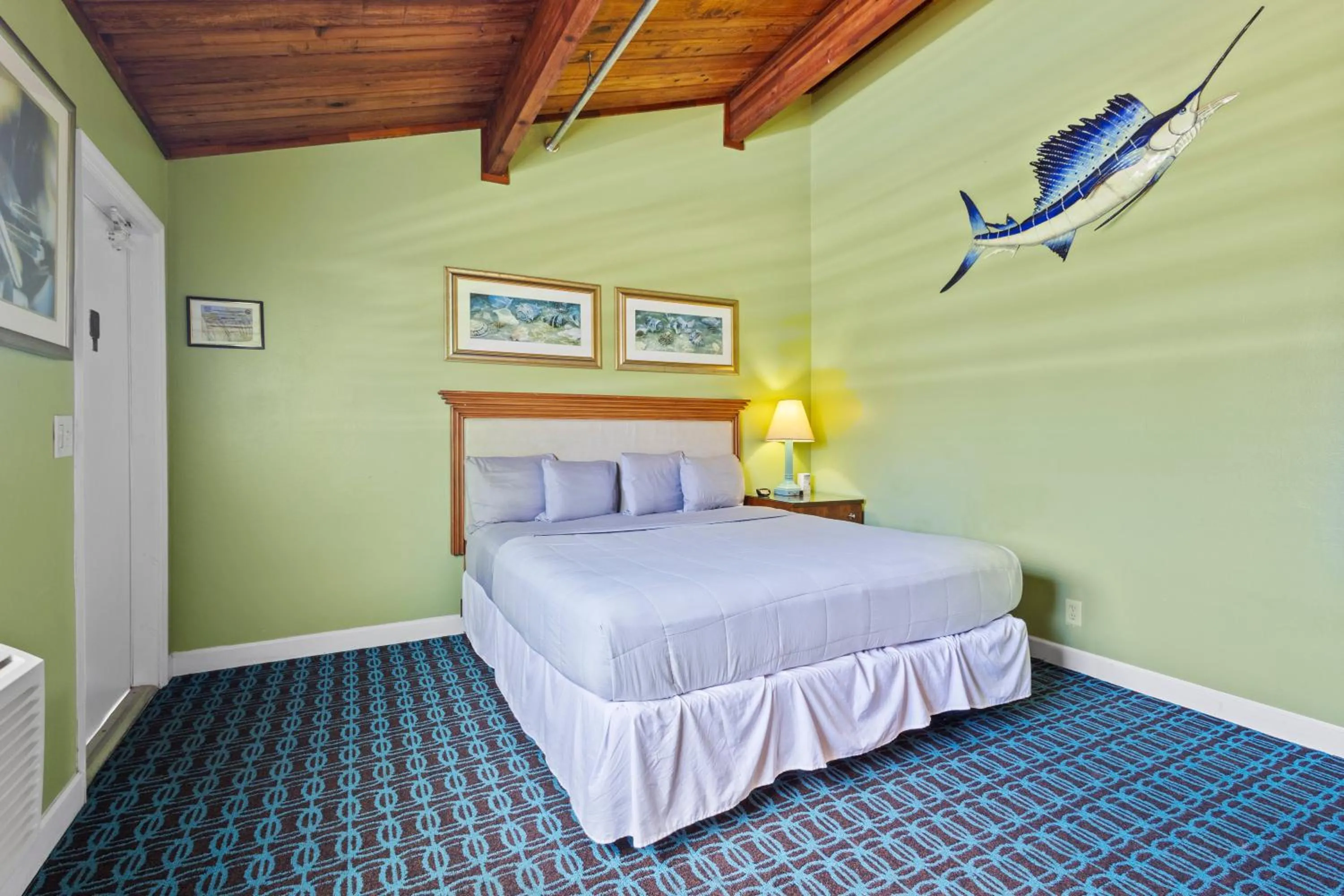 Oceanfront Inn, Inlet View Room, King Bed, #14