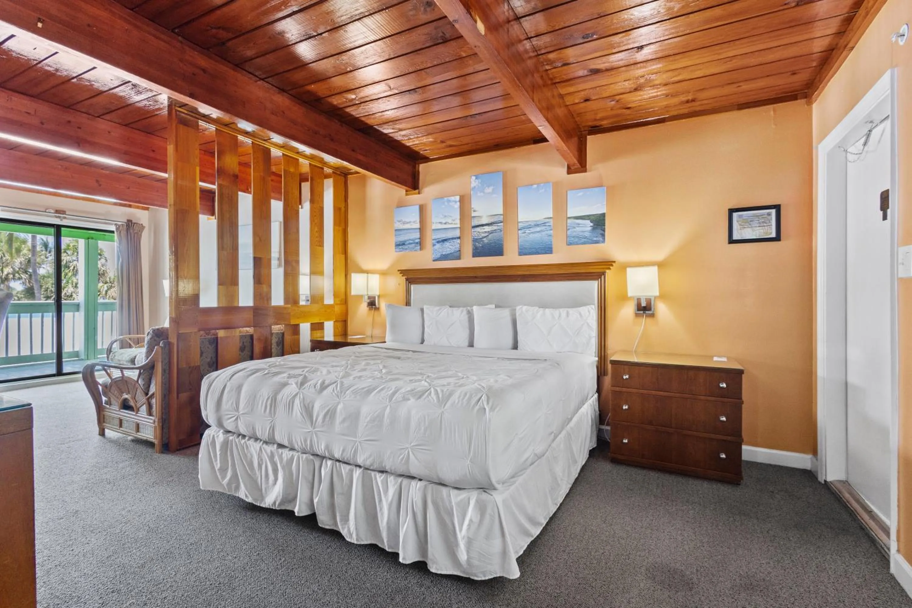Bed in Fort Pierce Oceanfront Inn- Suite- King Bed #6
