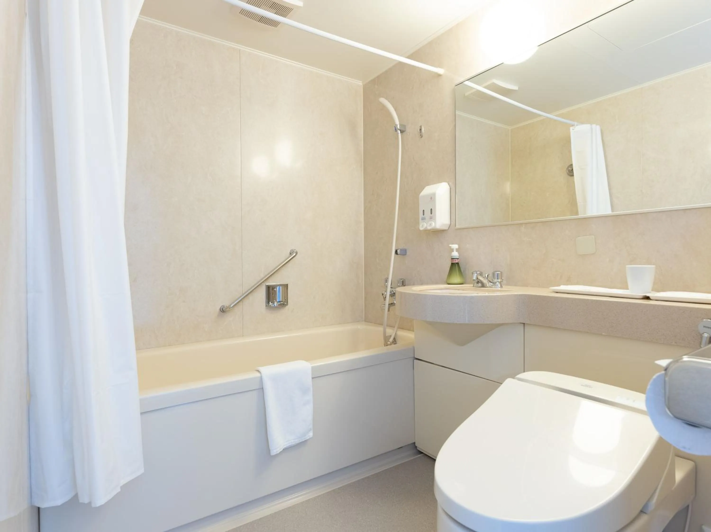 Shower in Noshiro Town Hotel Minami