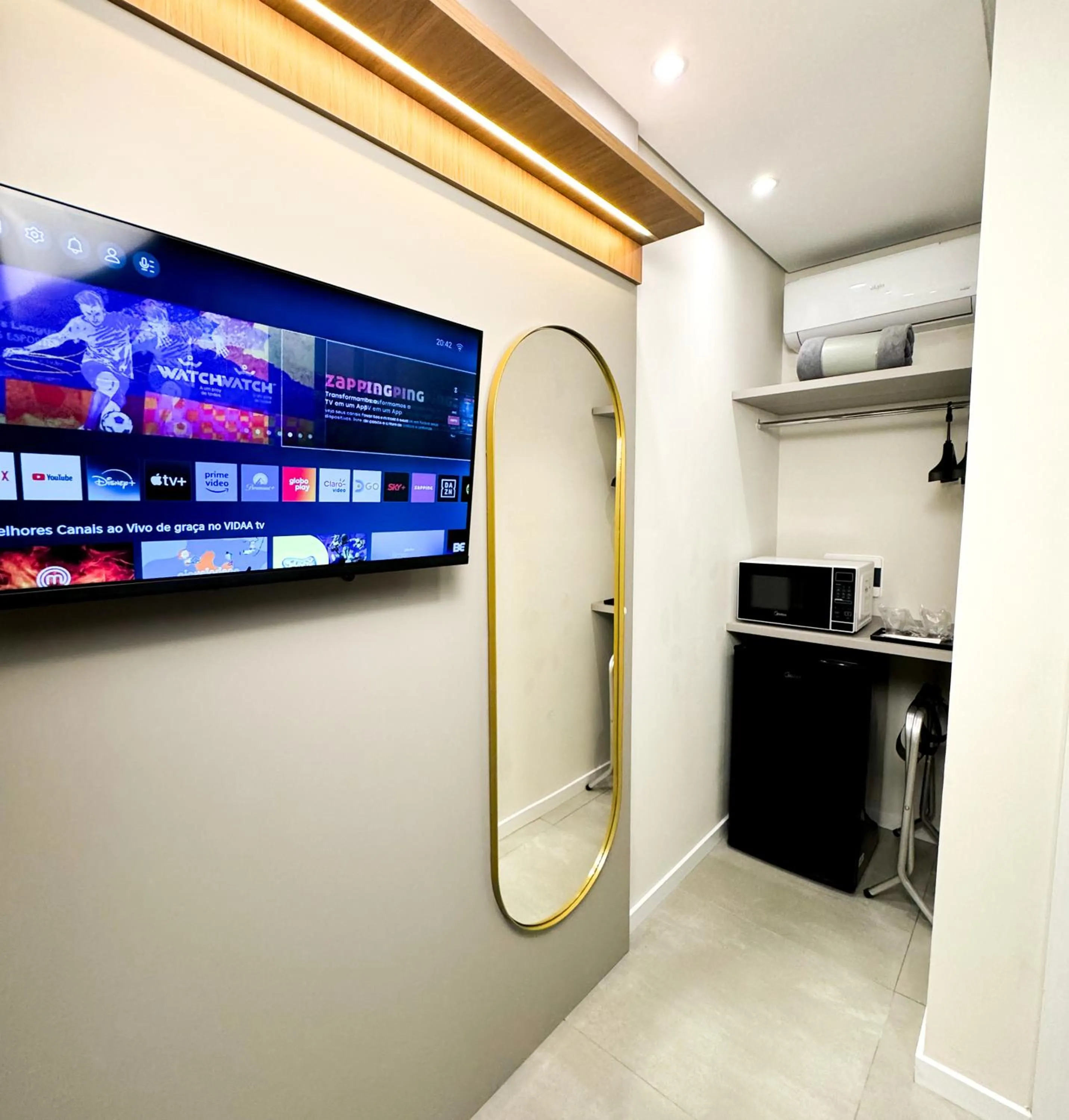 TV and multimedia in Hotel São José