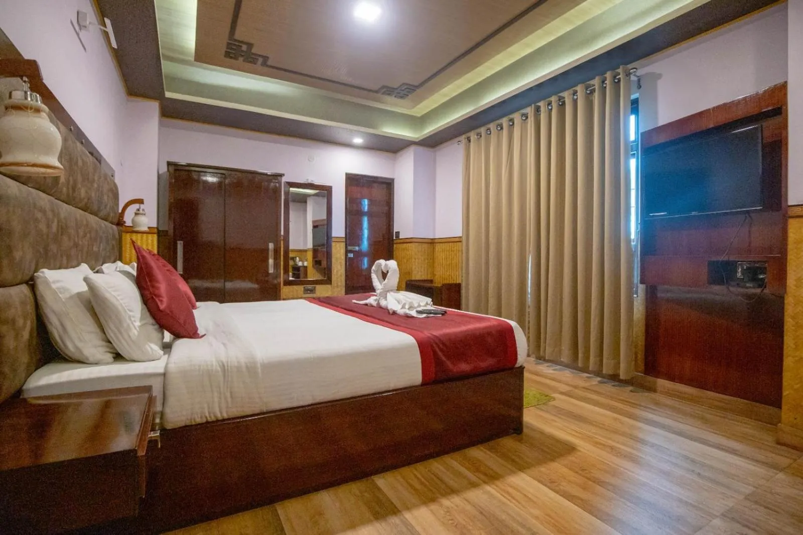 Bed in Hotel Tarcon