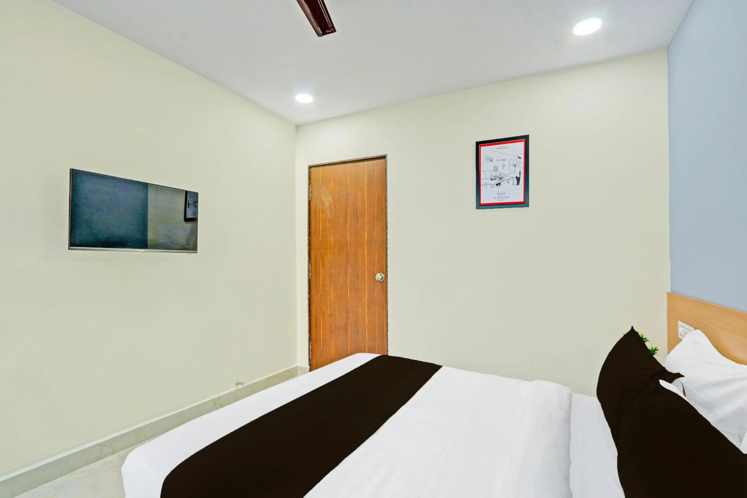 Bedroom, Bed in Townhouse La Vista Inn Grand Hotel