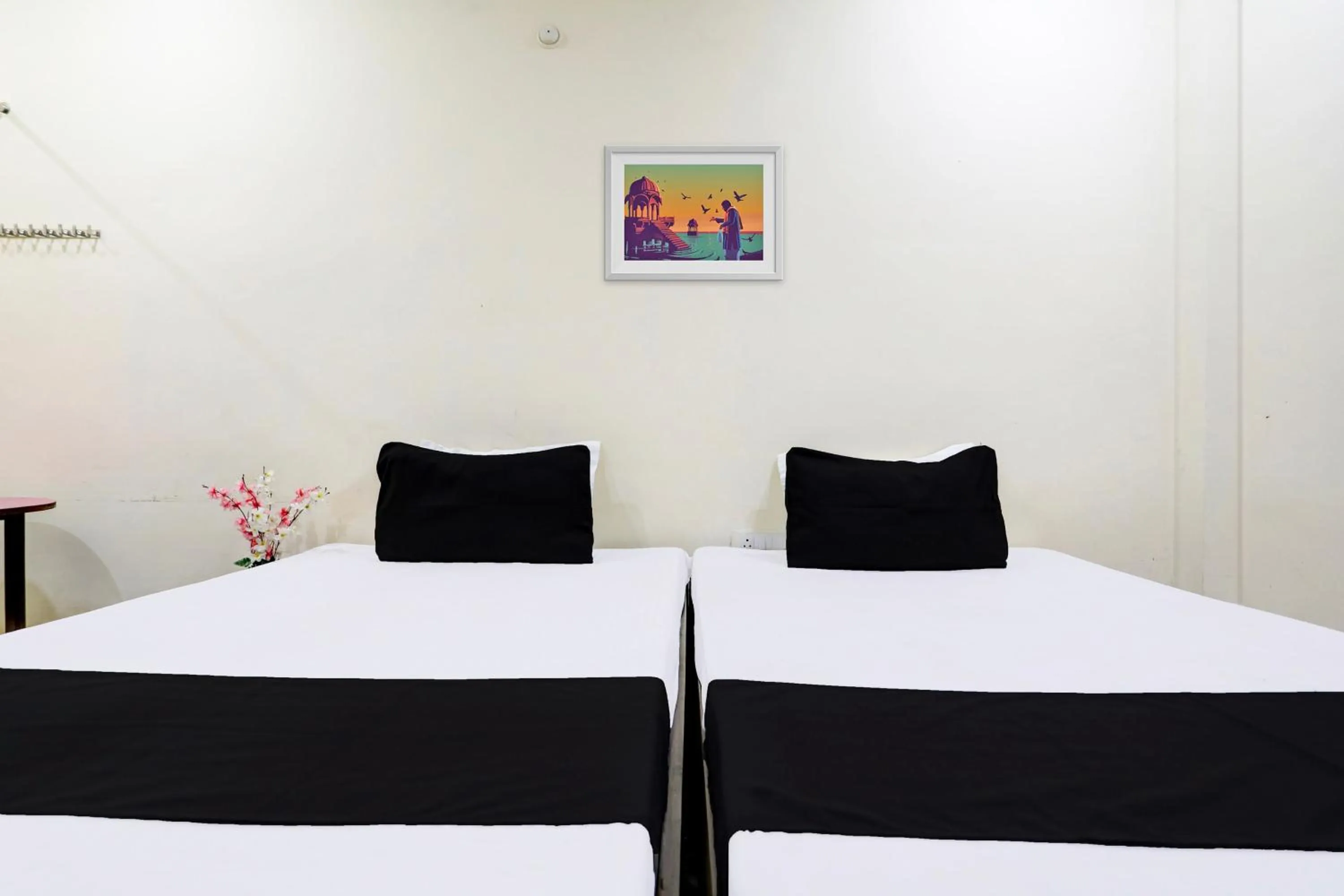 Bedroom in Hotel O Suryawanshi