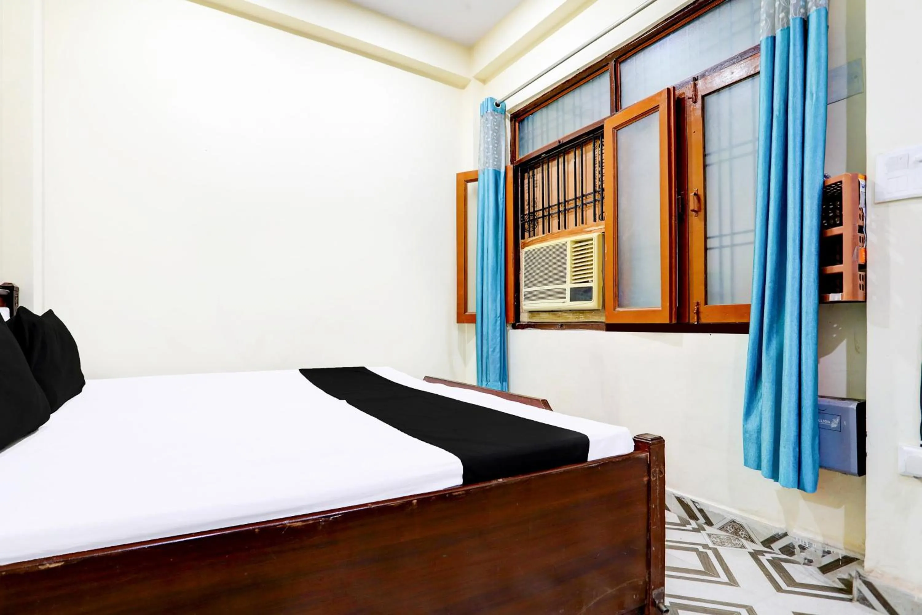 Bedroom in Hotel O Suryawanshi