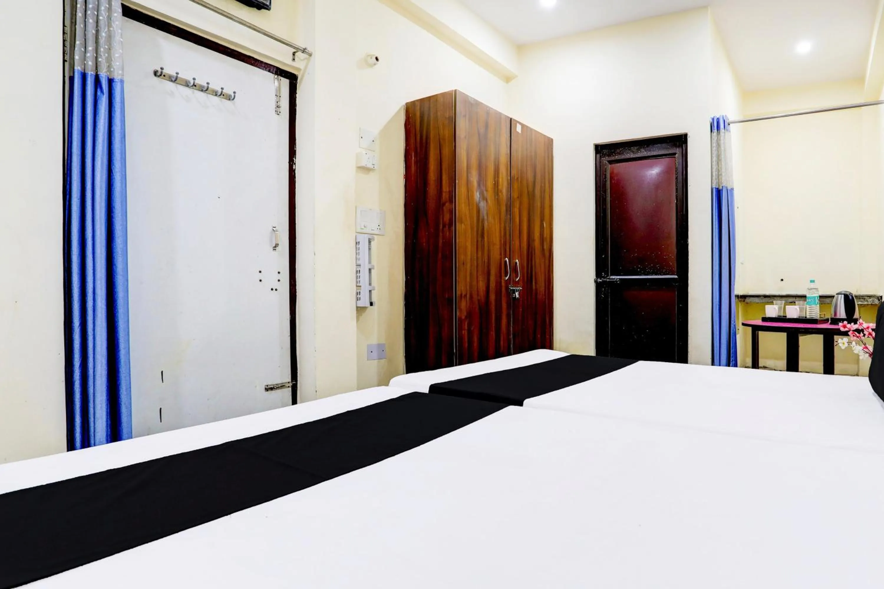 Bedroom in Hotel O Suryawanshi