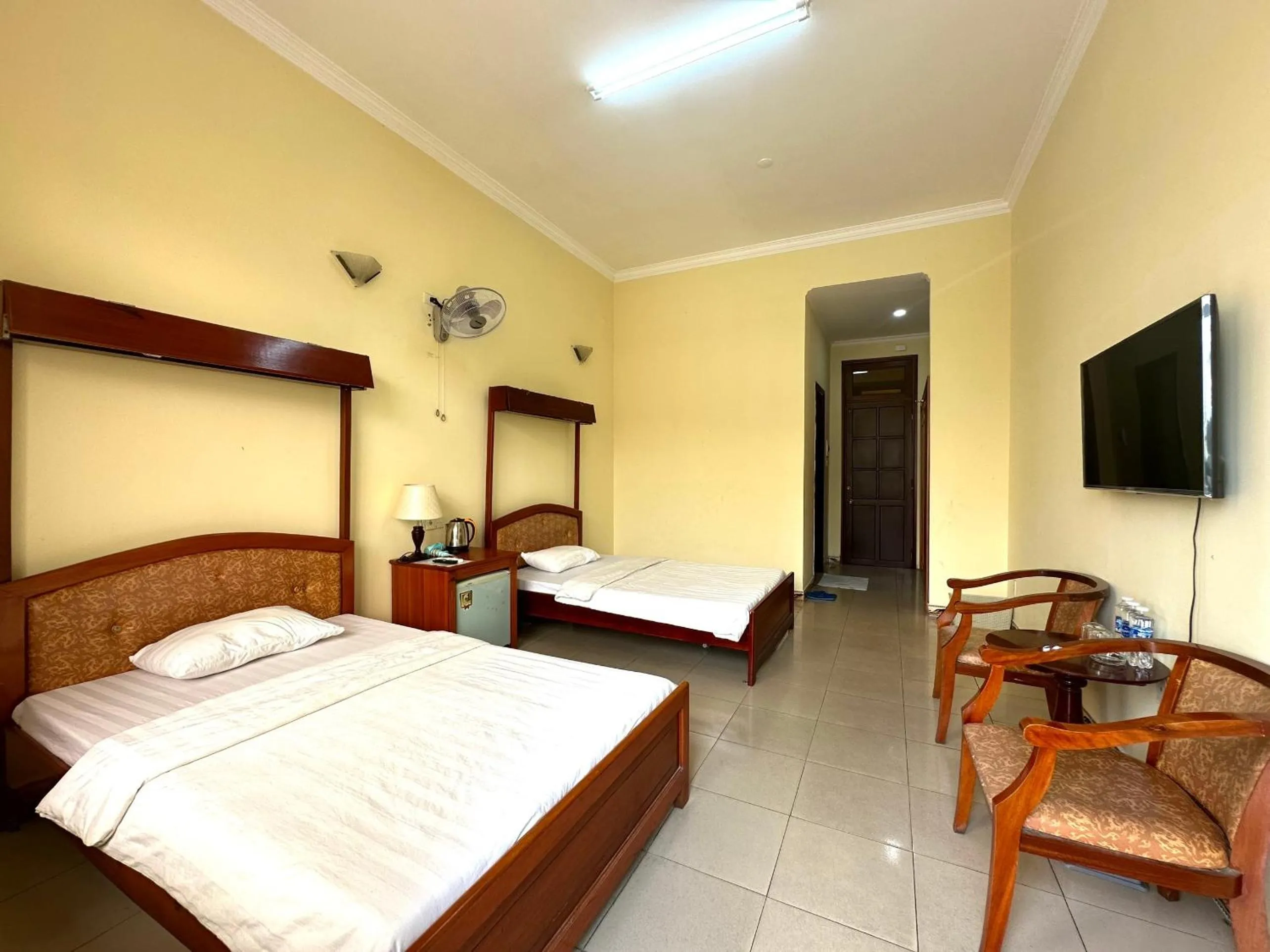 Bedroom in OYO 1246 Nha Khach Cuc Hau Can