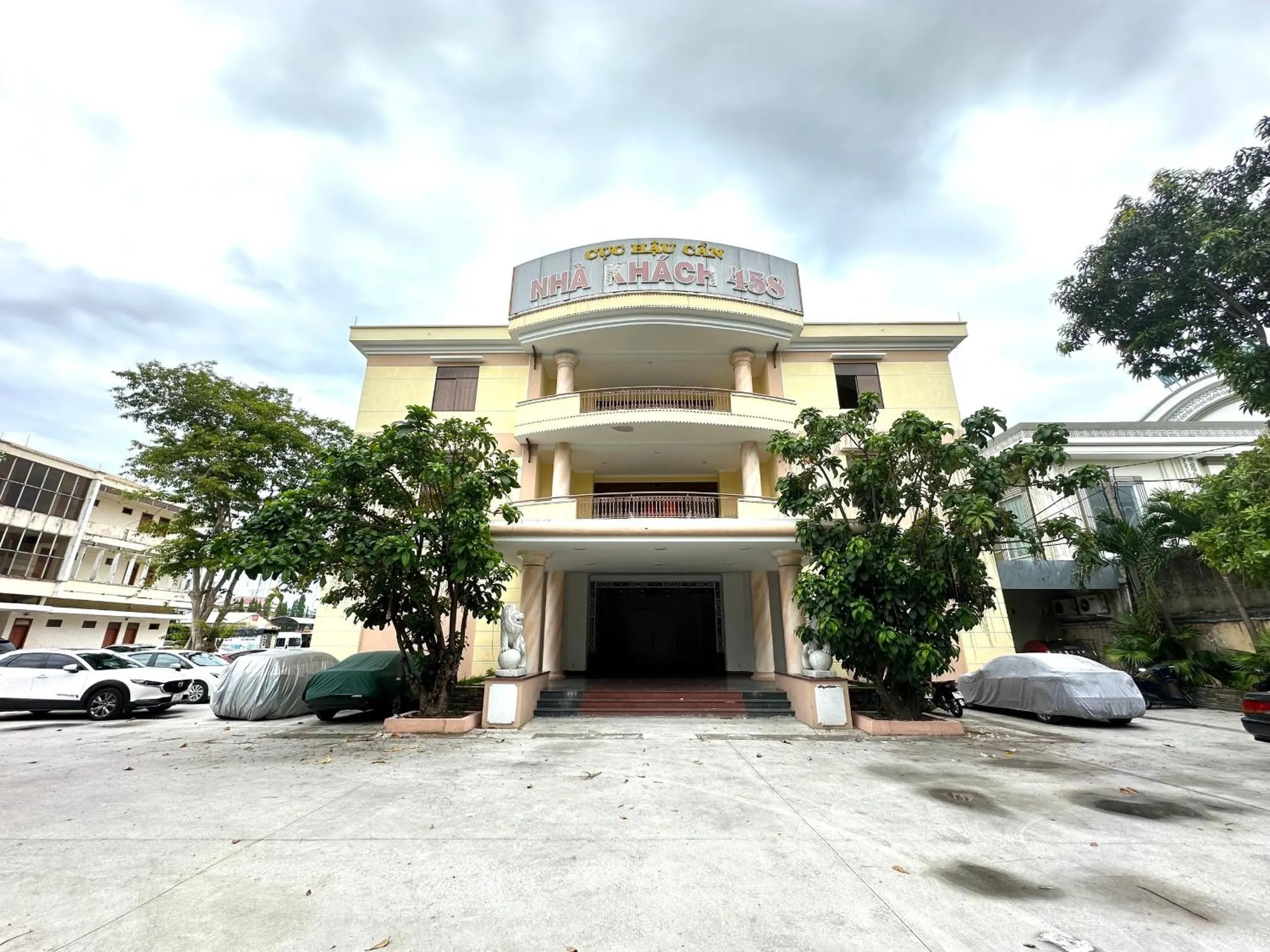 Facade/entrance in OYO 1246 Nha Khach Cuc Hau Can