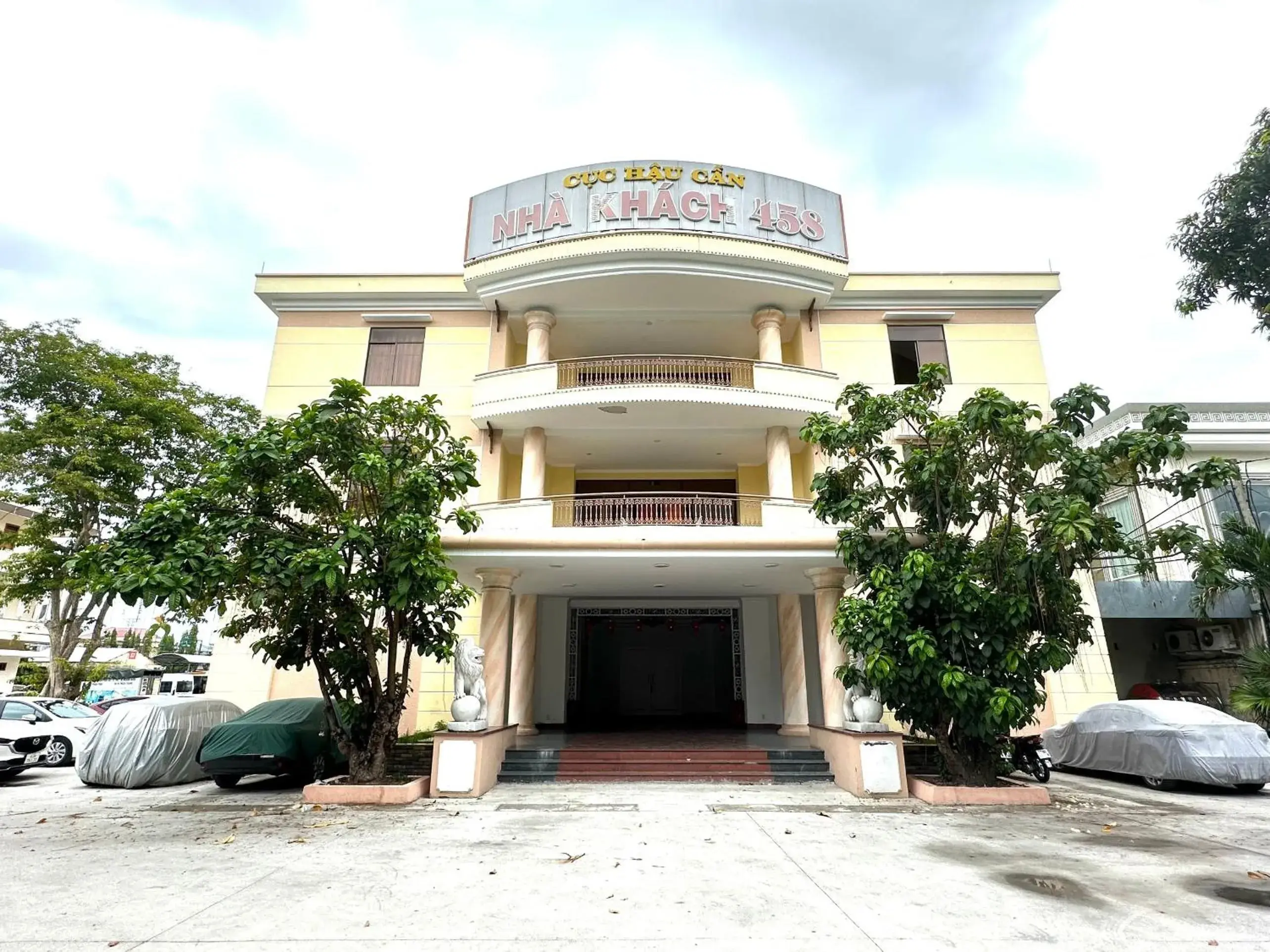 OYO 1246 Nha Khach Cuc Hau Can OYO 1246 Nha Khach Cuc Hau Can