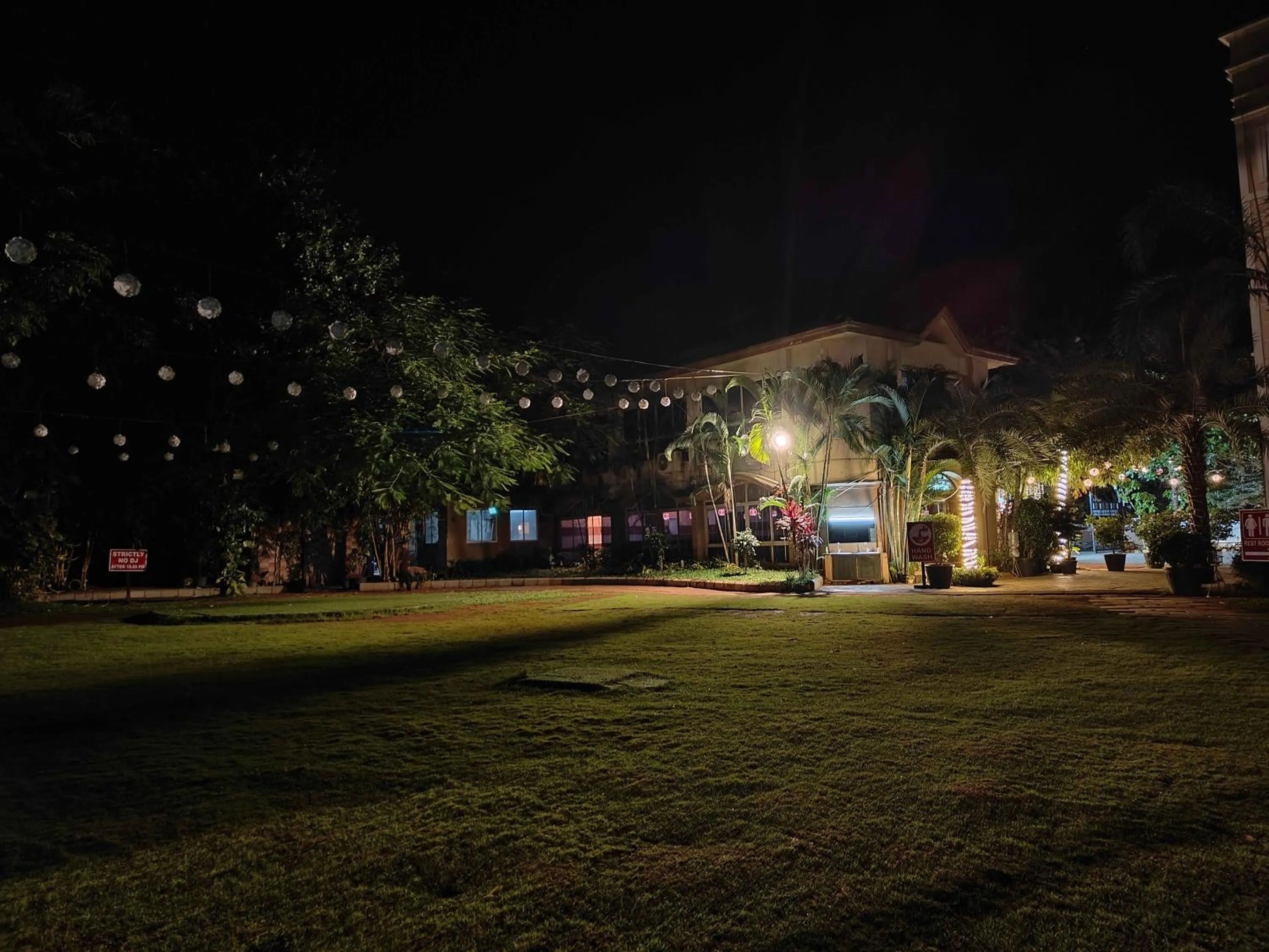 Garden in Park Inn Beach Resort