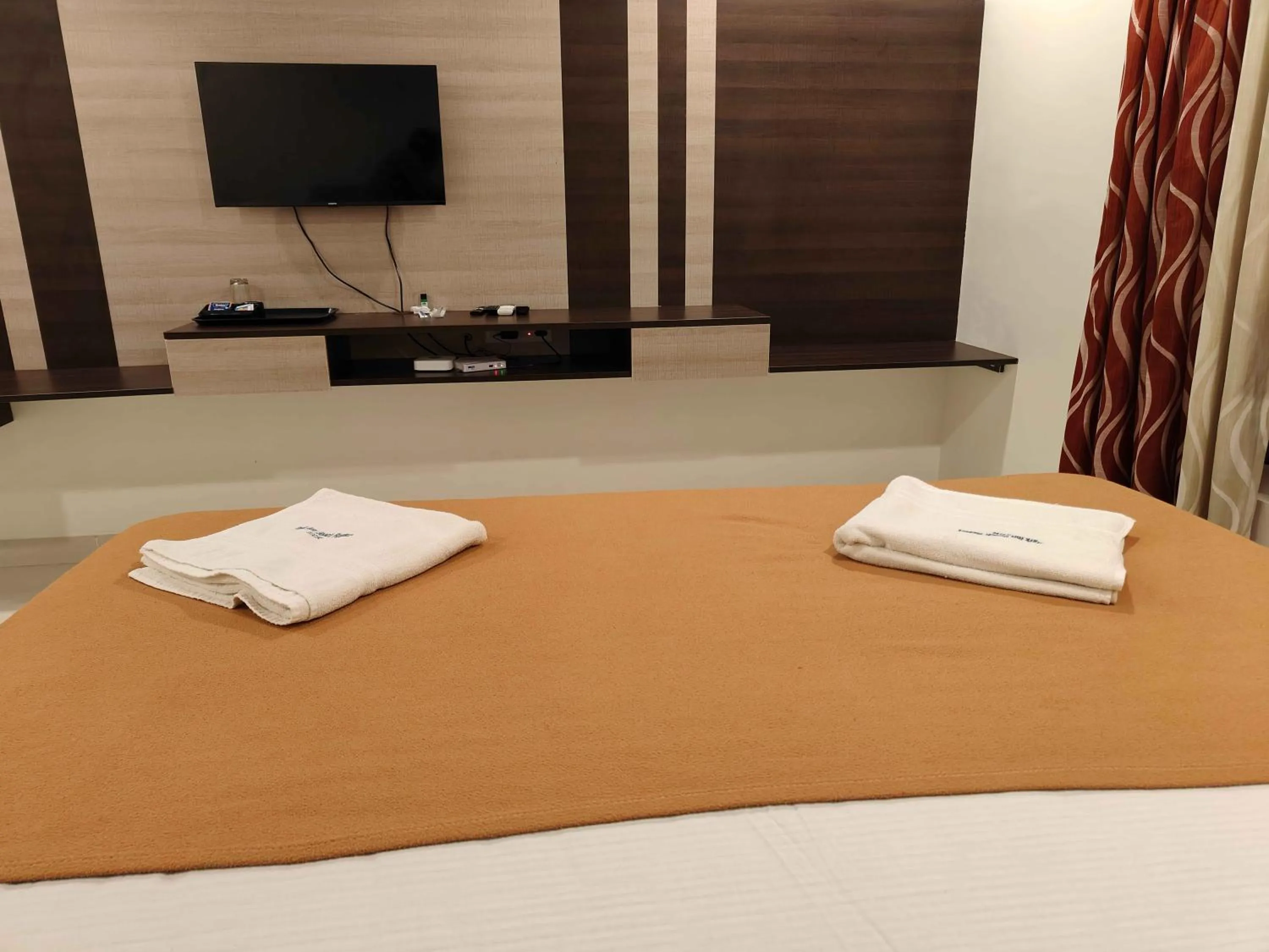 TV and multimedia, Bed in Park Inn Beach Resort