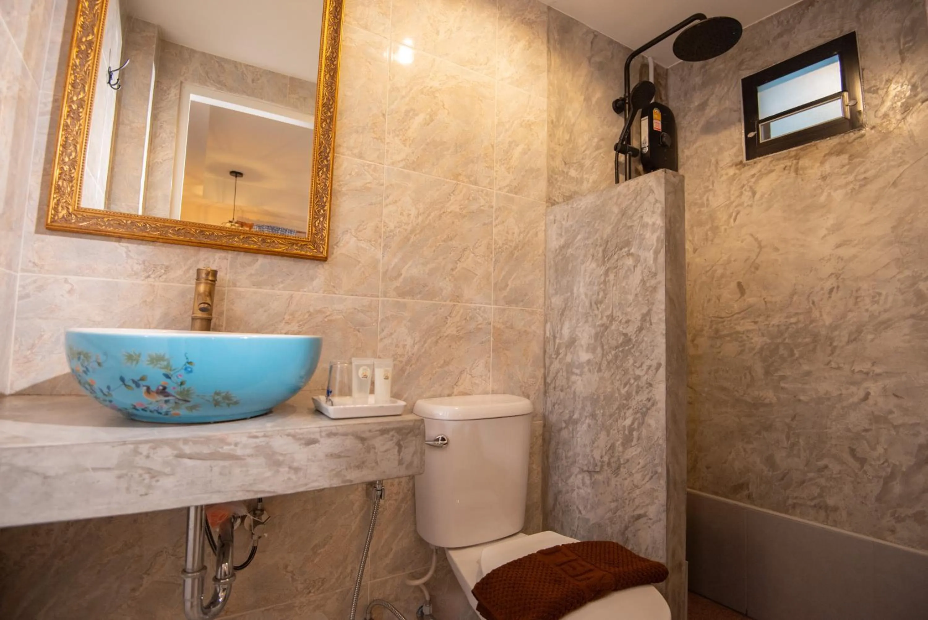 JB Home Bangkok - Victory monument