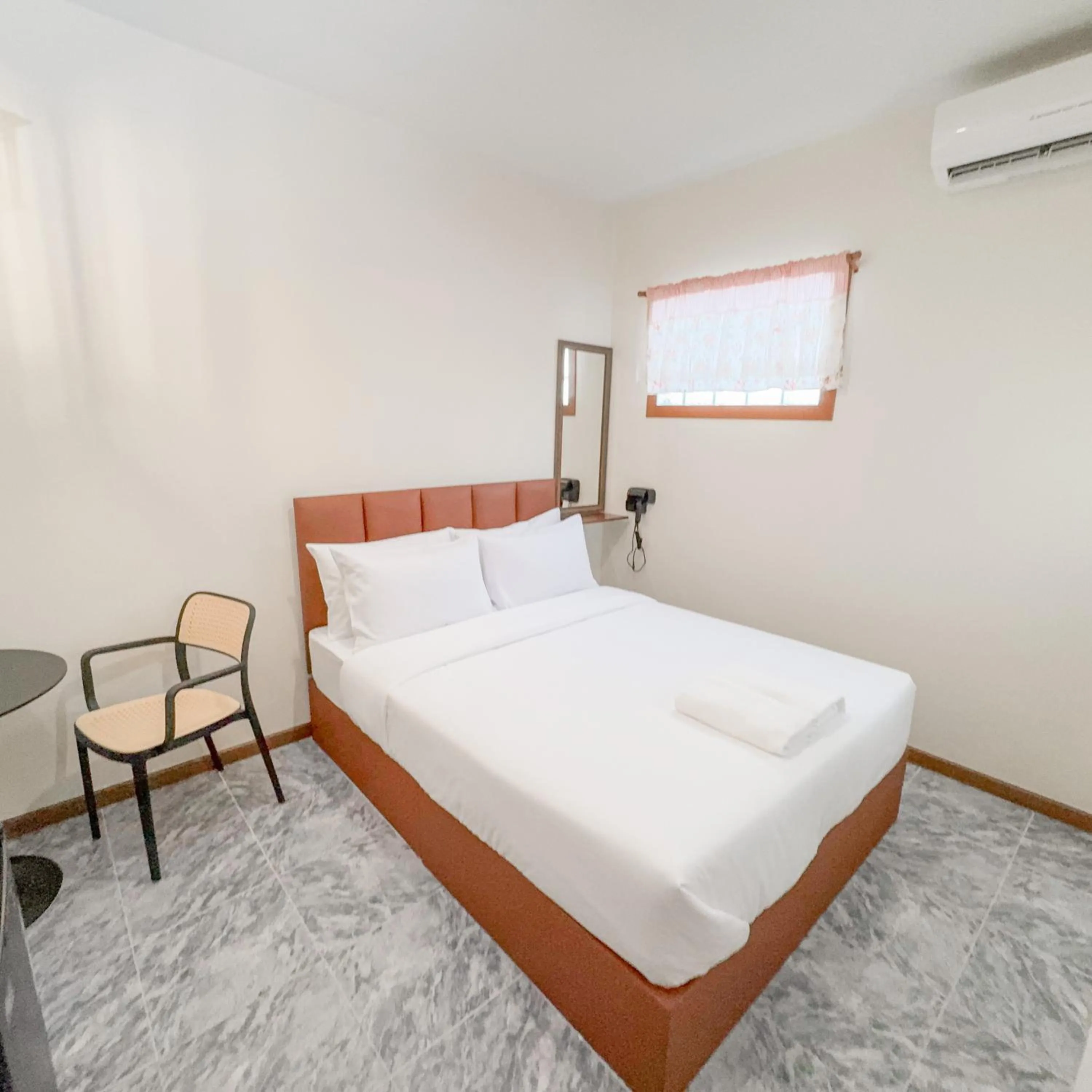 Bed in JB Home Bangkok - Victory monument