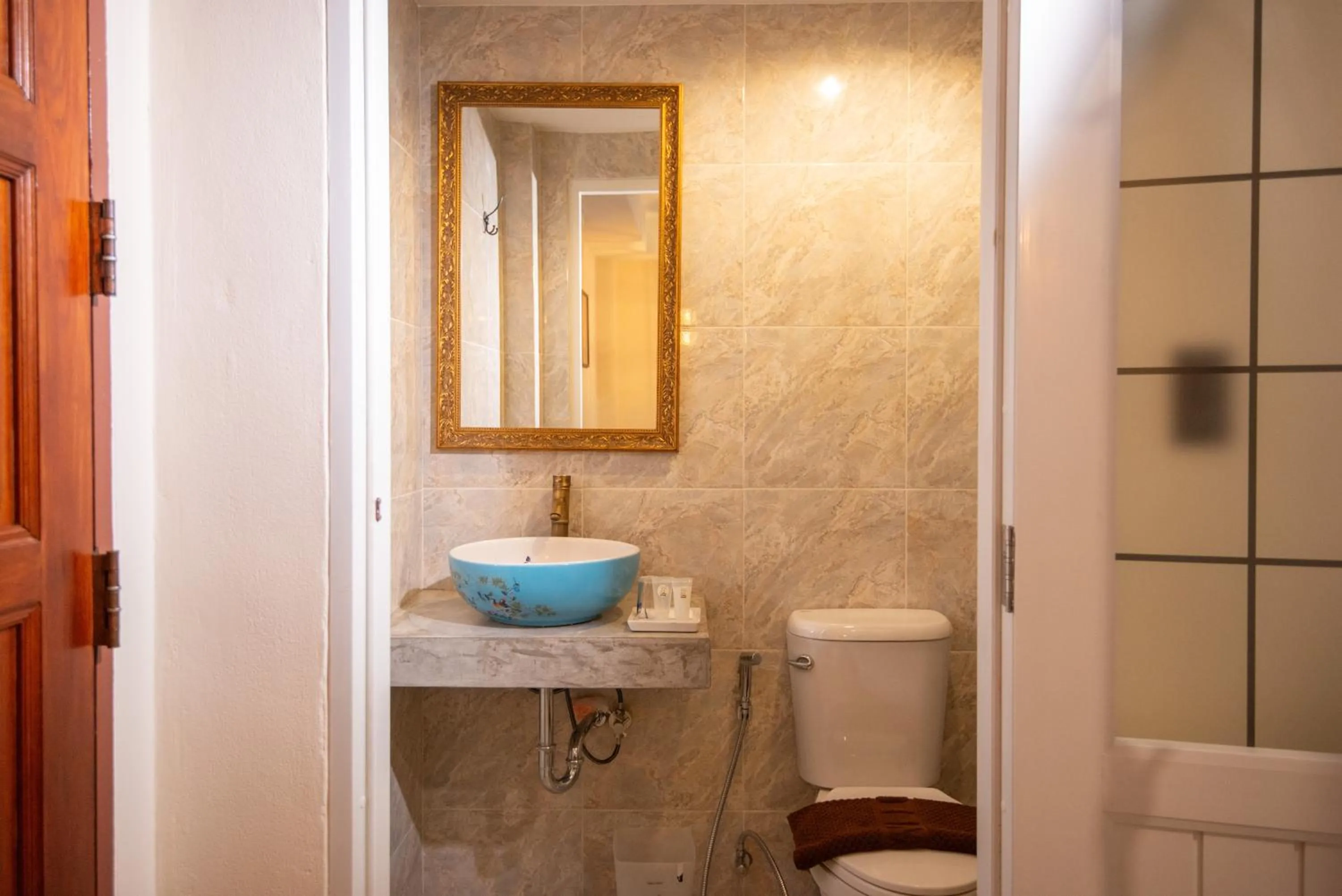 JB Home Bangkok - Victory monument