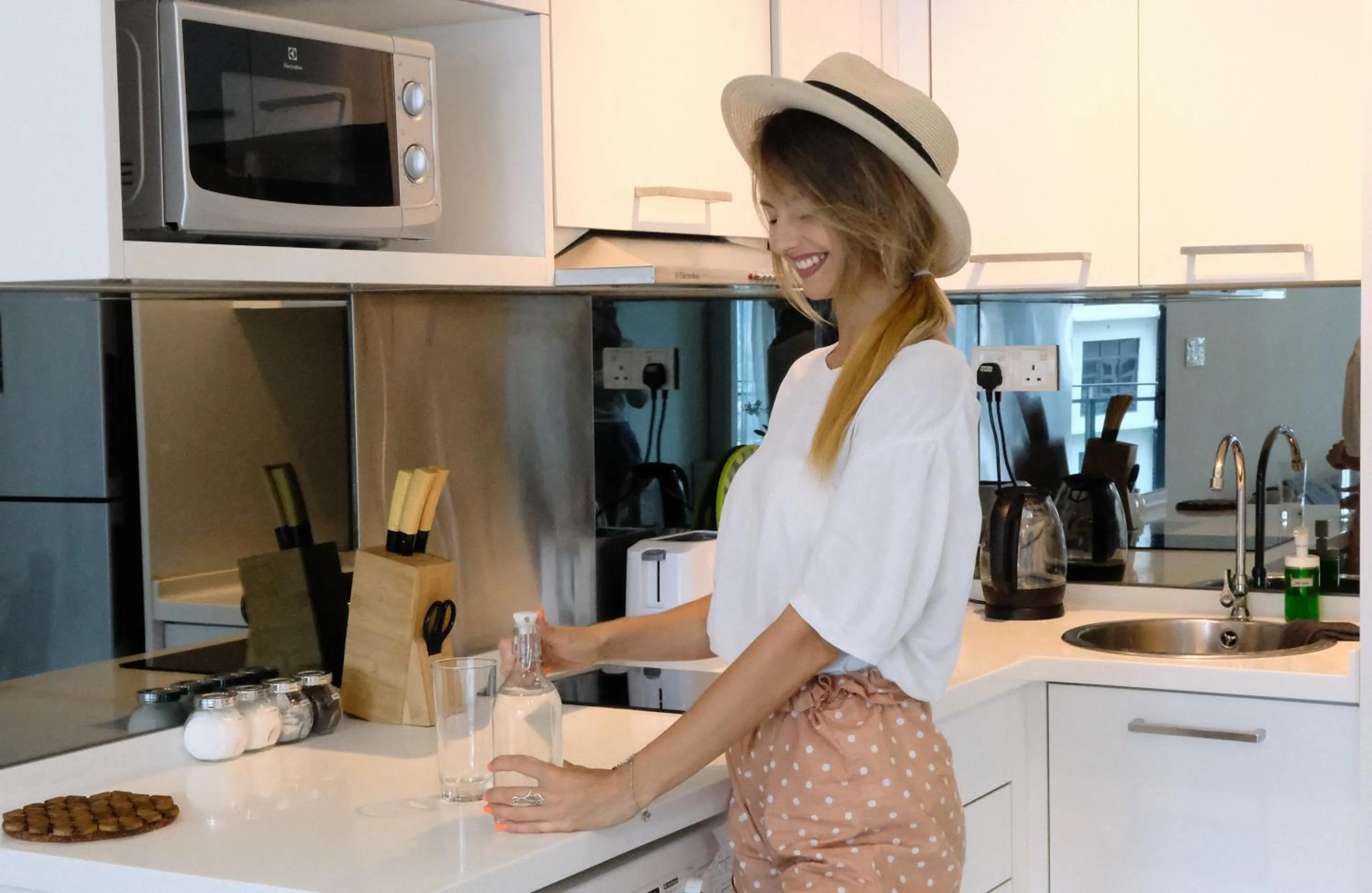 Guests in Summer Suites KLCC by apartx