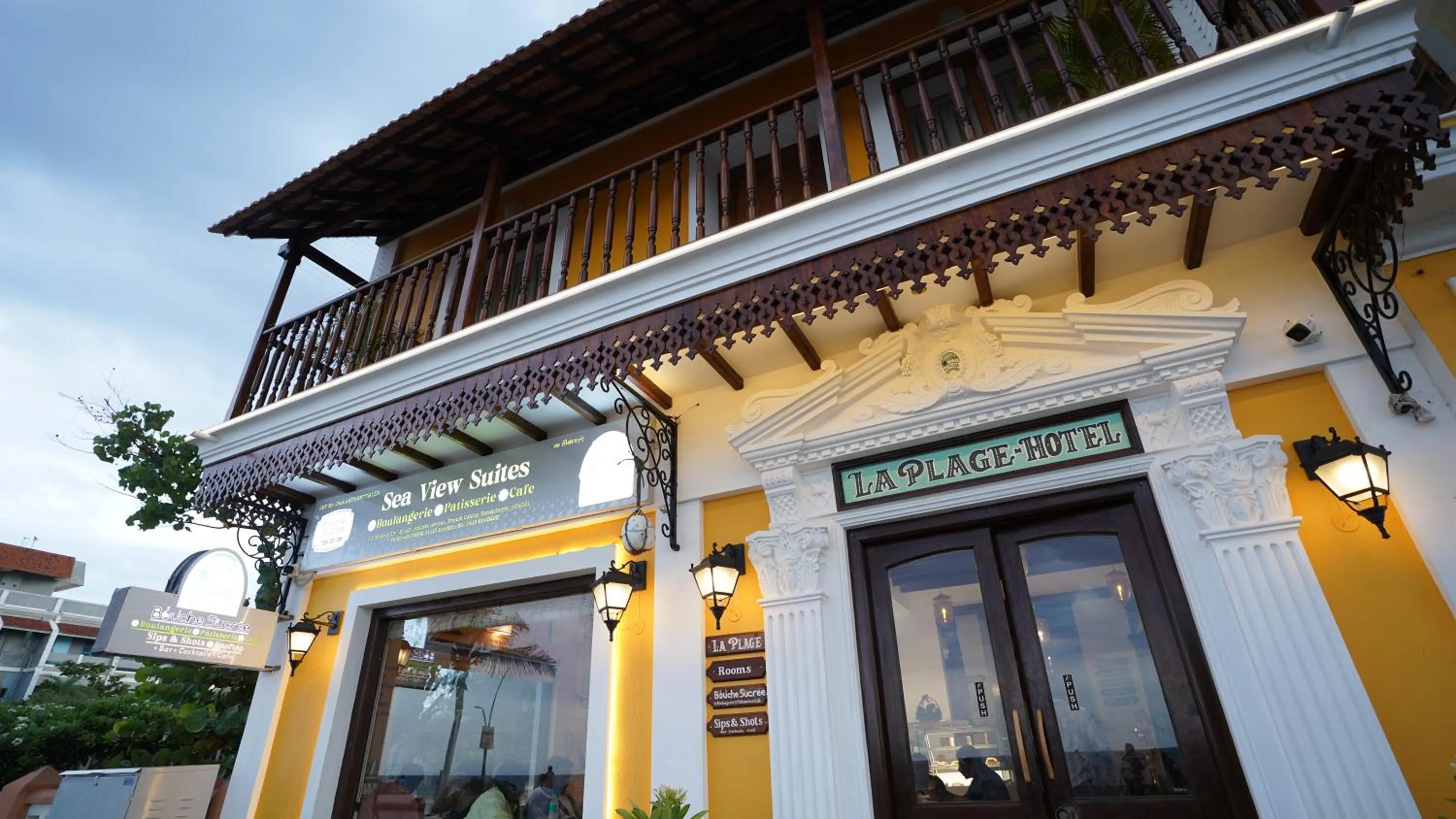 Property building in La Plage Seaview Suites