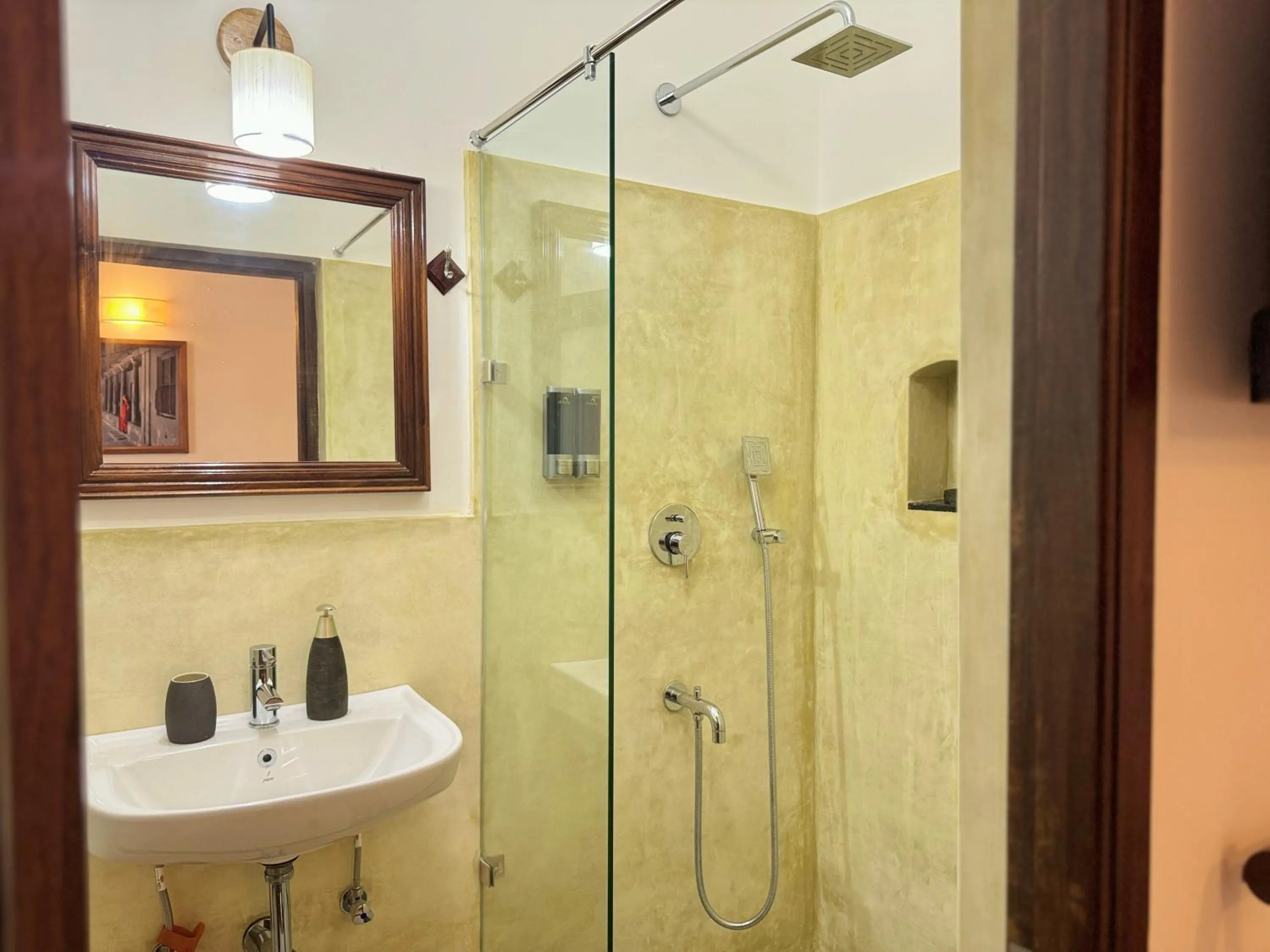 Shower in La Plage Seaview Suites