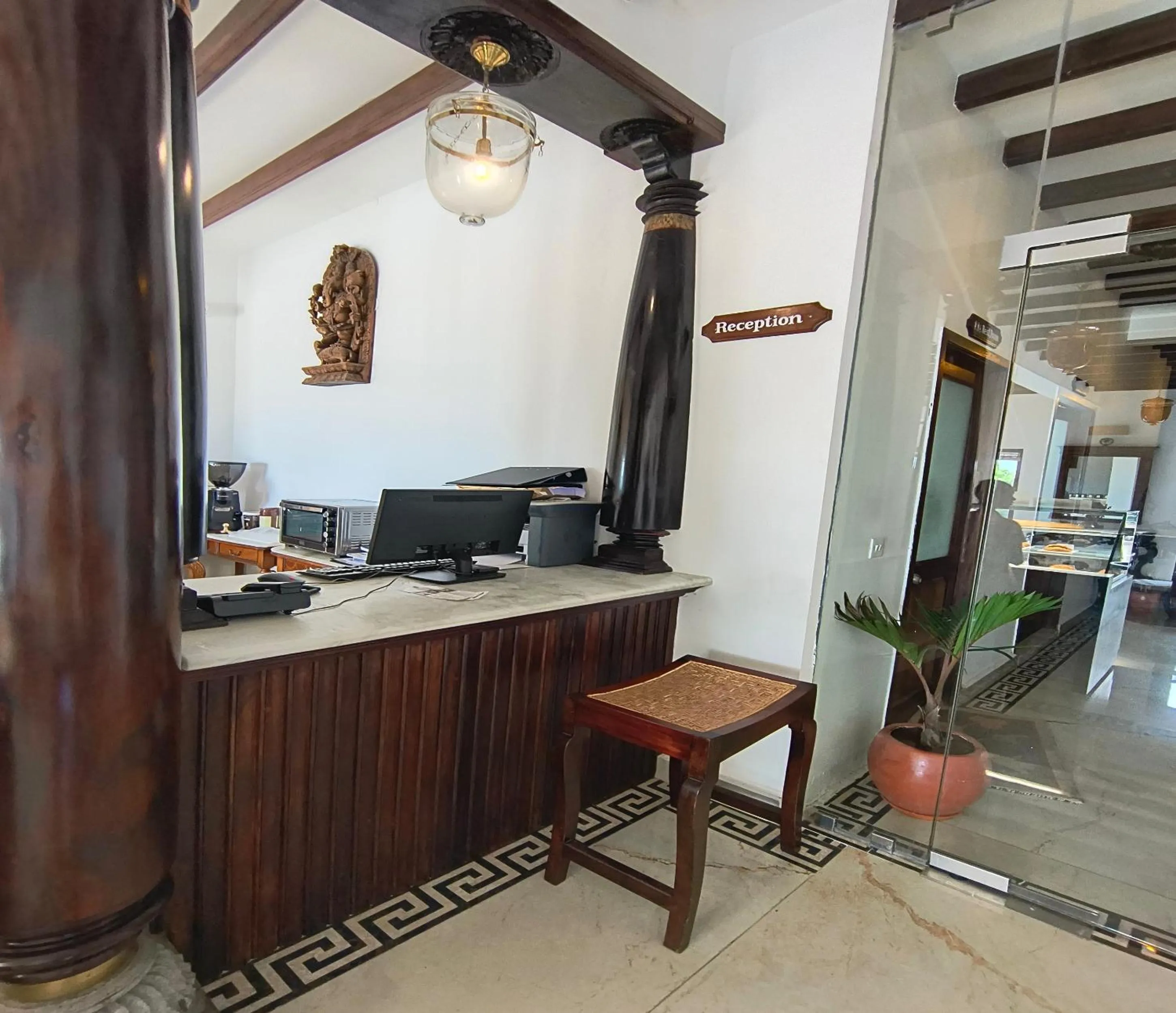 Lobby or reception in La Plage Seaview Suites