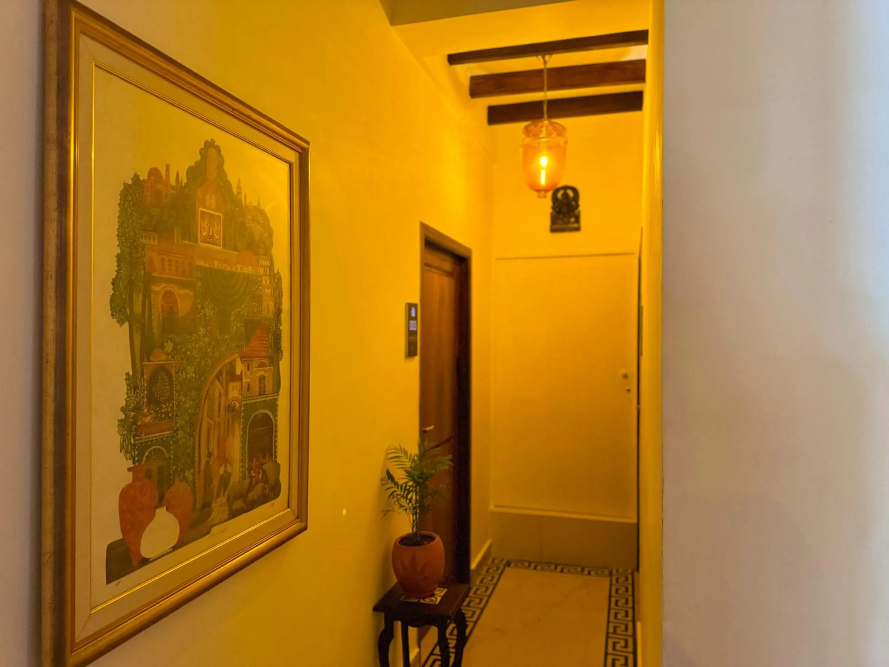 Decorative detail in La Plage Seaview Suites