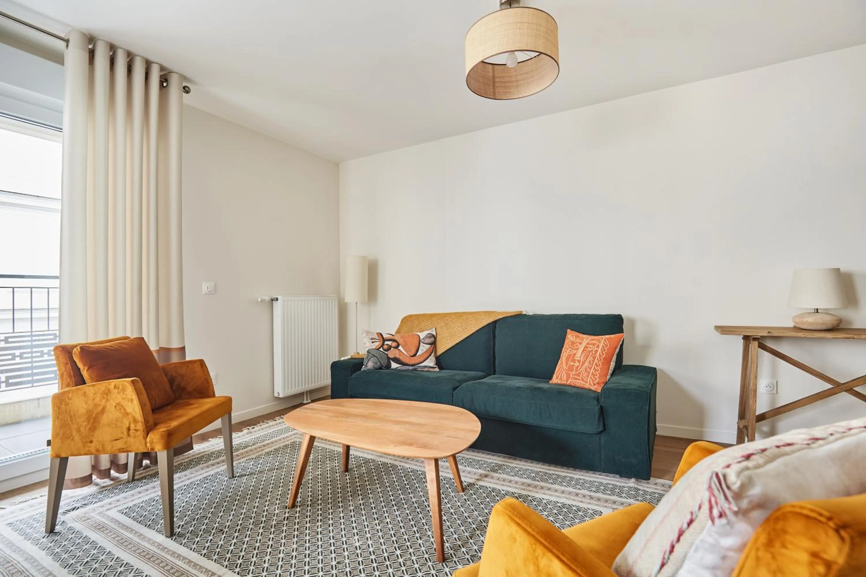 Seating area in Appart Hotel Paris Levallois Maurice Ravel