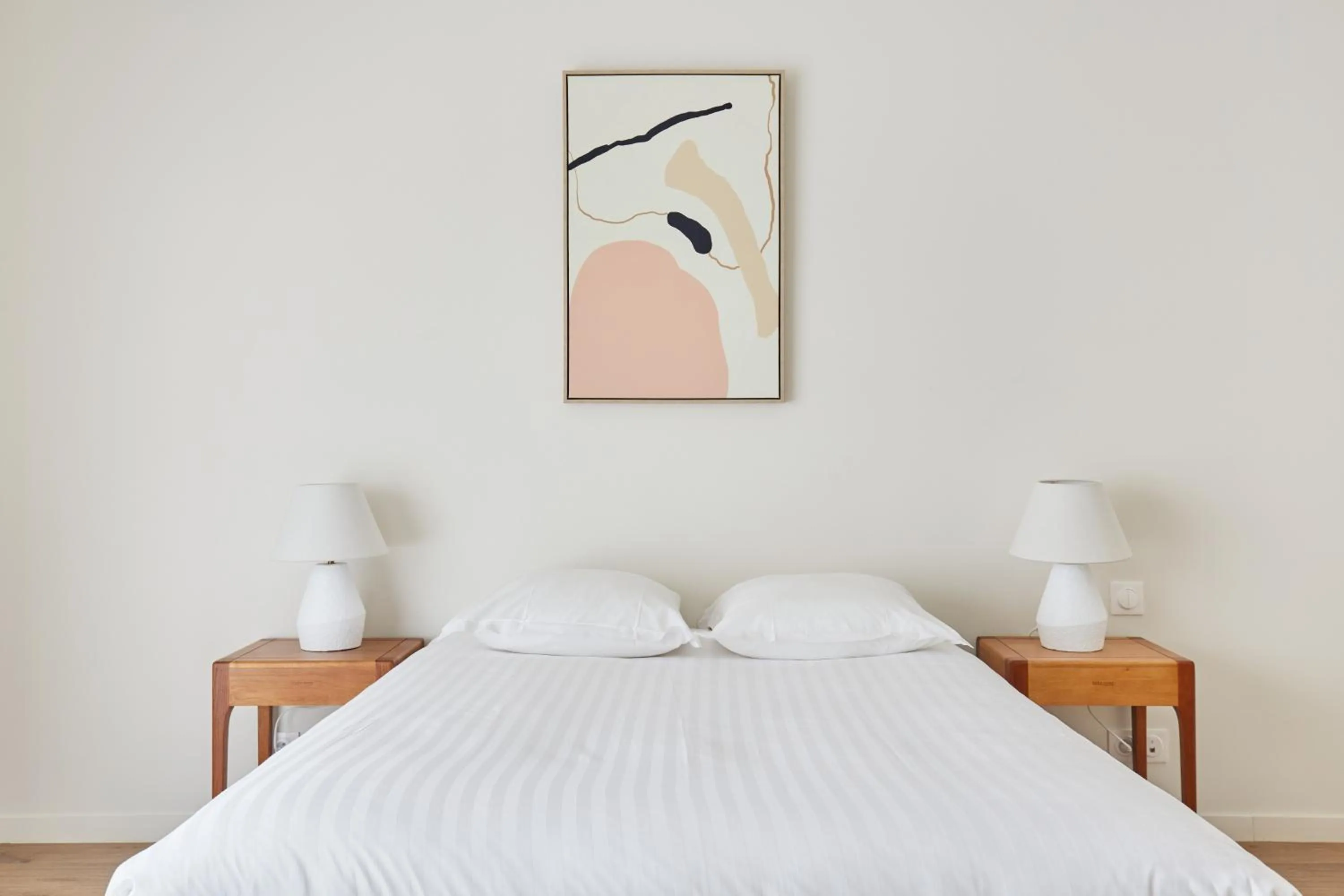 Bedroom, Bed in Appart Hotel Paris Levallois Maurice Ravel