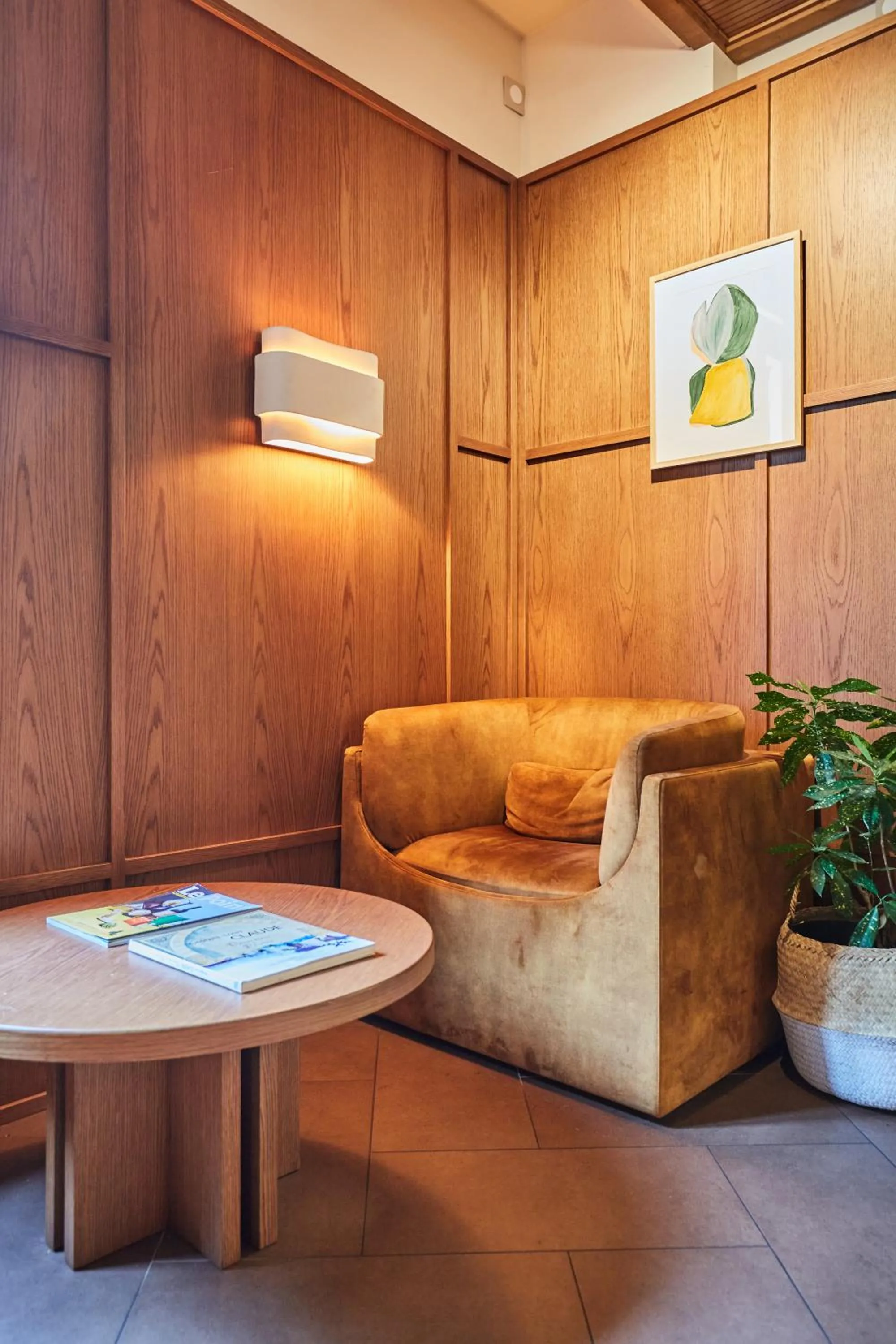 Seating area in Appart Hotel Paris Levallois Maurice Ravel