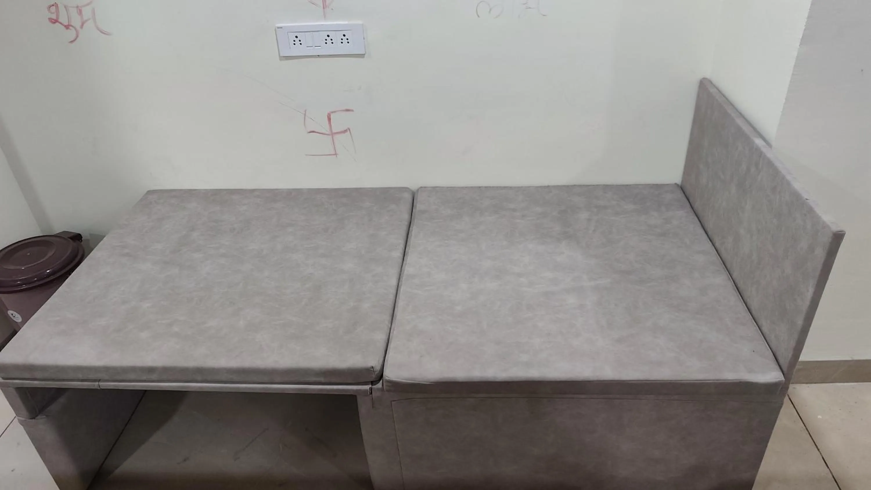 Bed in Hotel Yuvan Palace