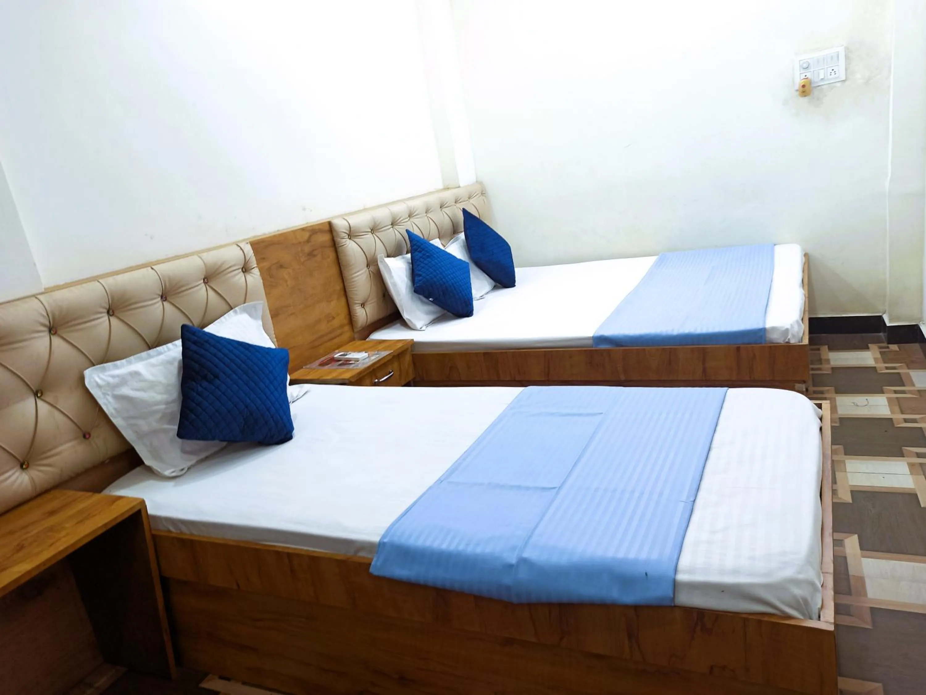 Bedroom, Bed in Hotel Yuvan Palace